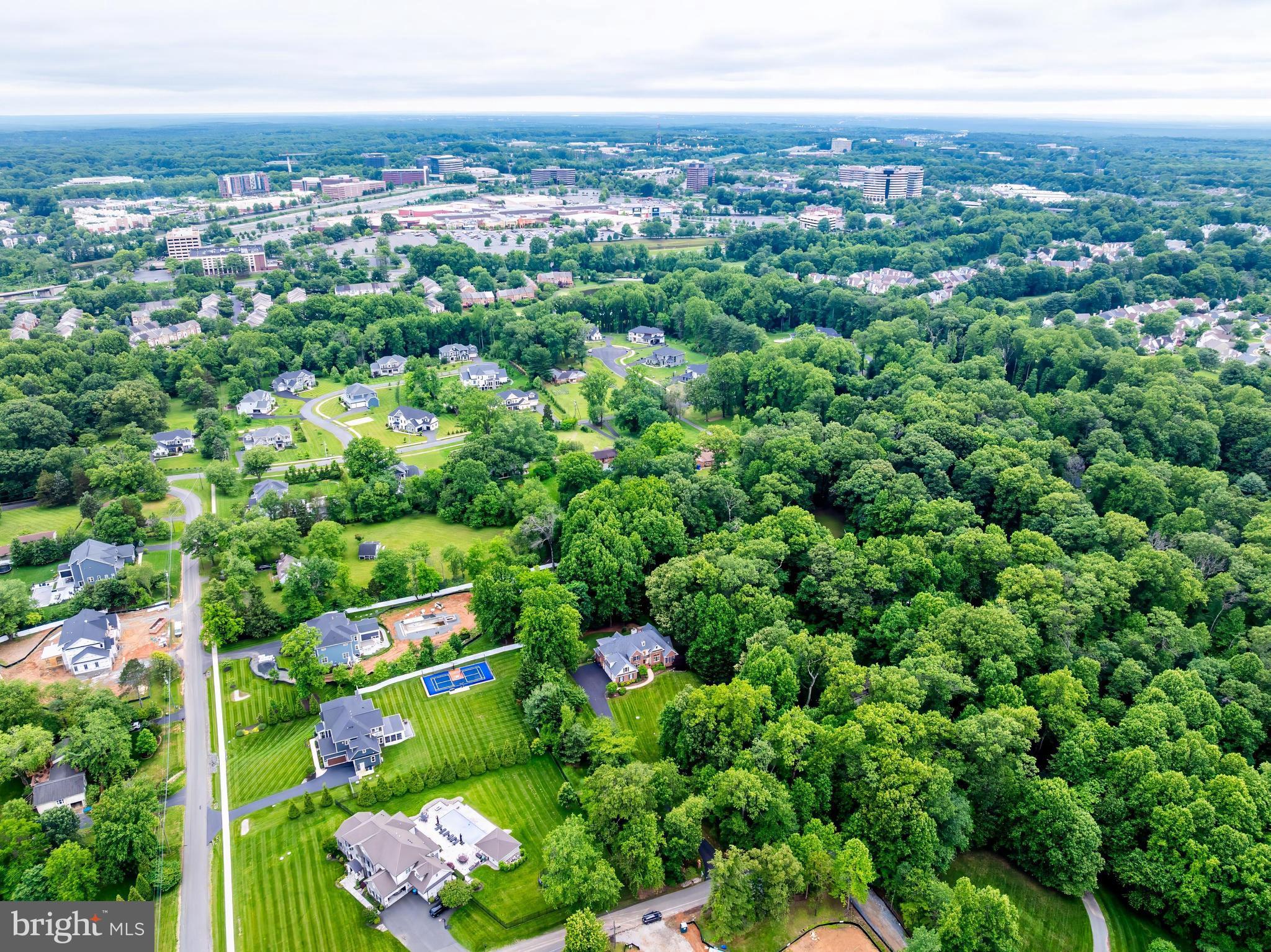 FAIRFAX FARMS - Residential
