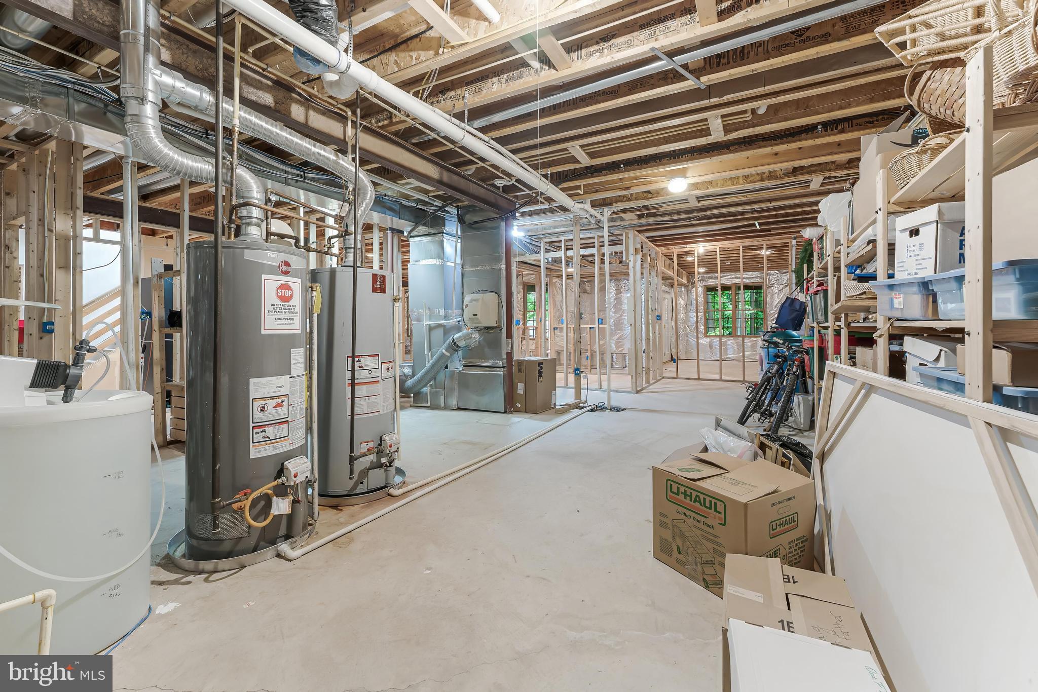 FAIRFAX FARMS - Residential