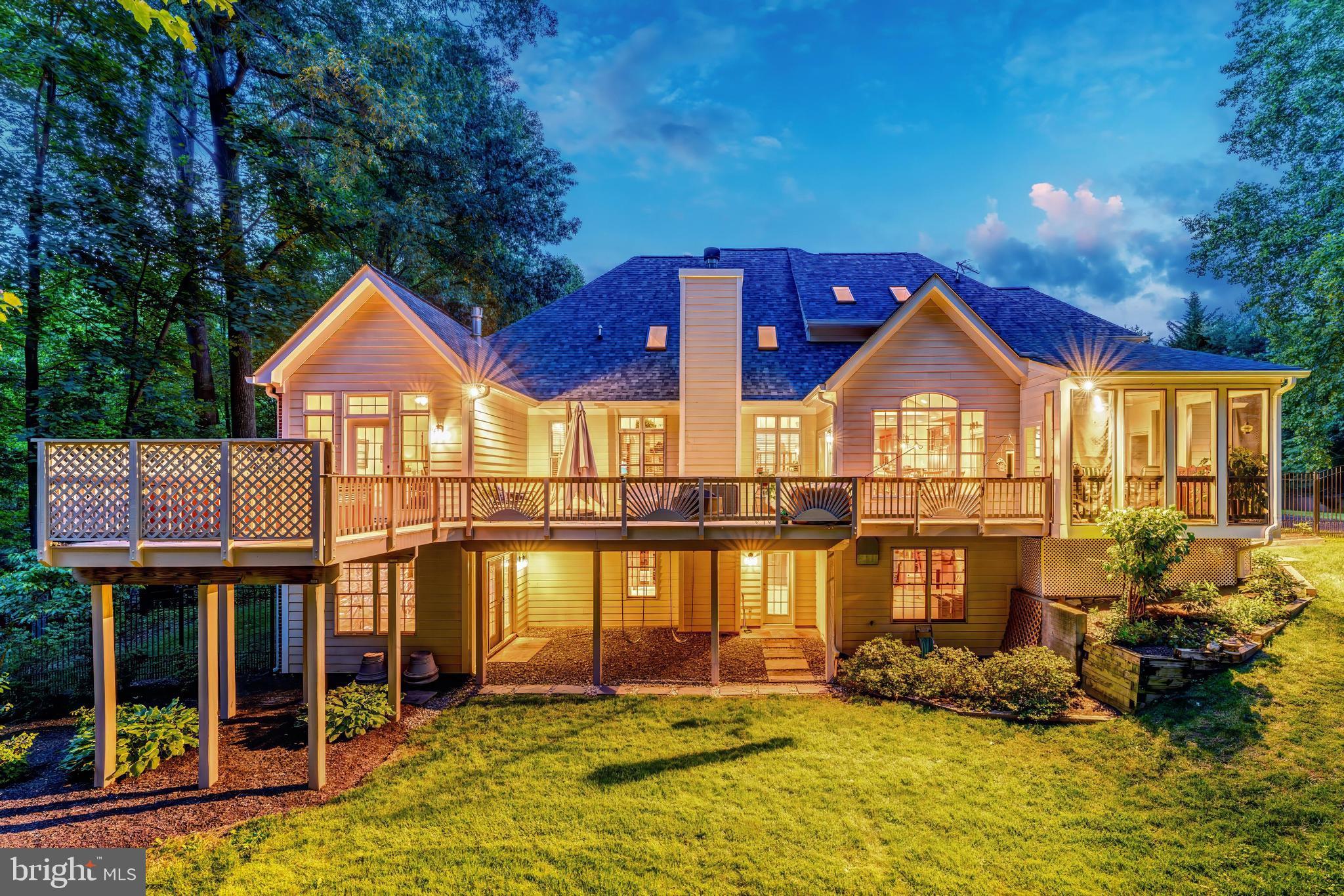 FAIRFAX FARMS - Residential