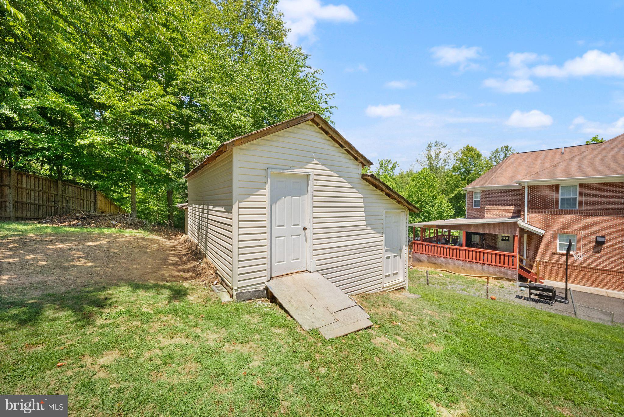 STAFFORD HEIGHTS - Residential