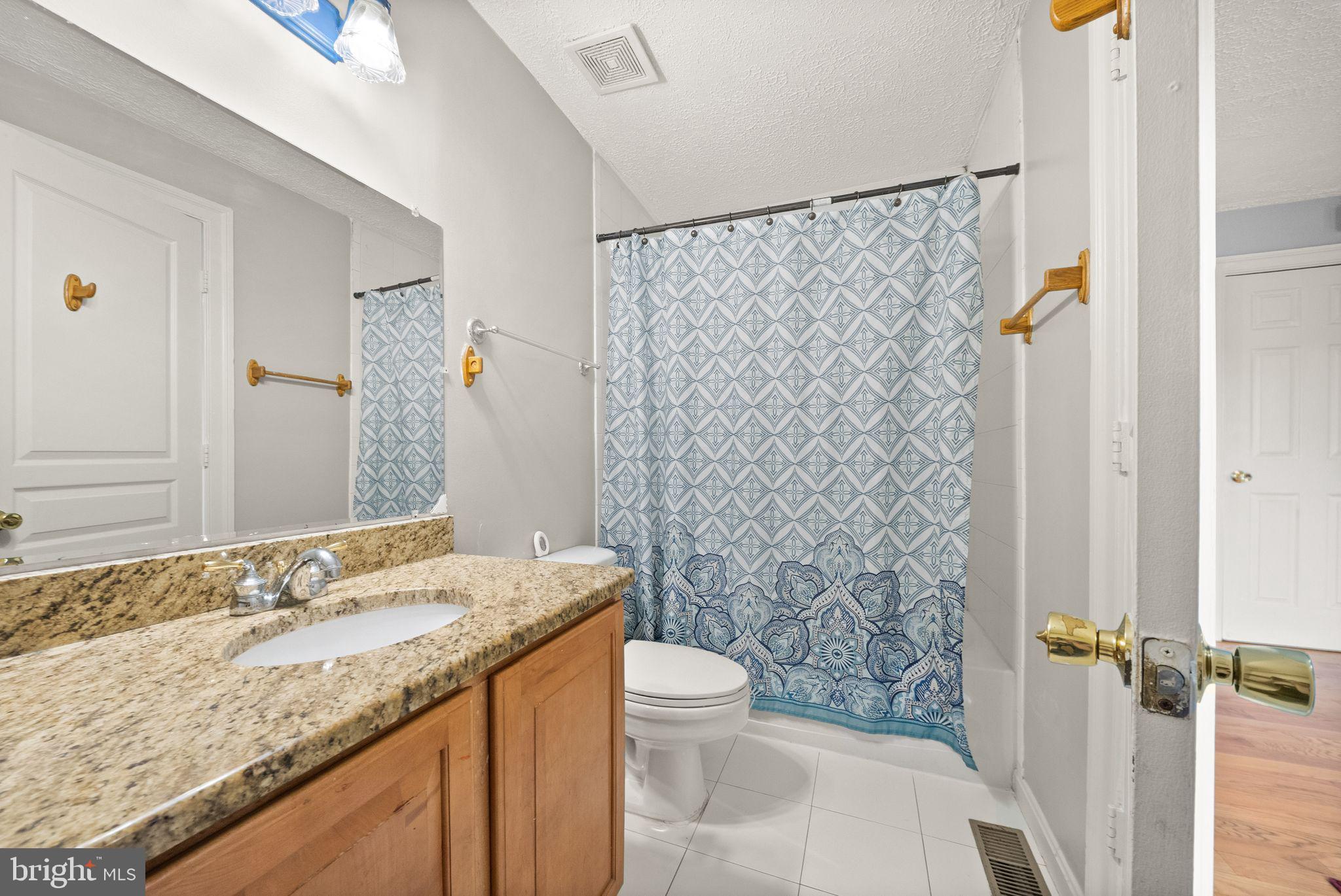 STAFFORD HEIGHTS - Residential