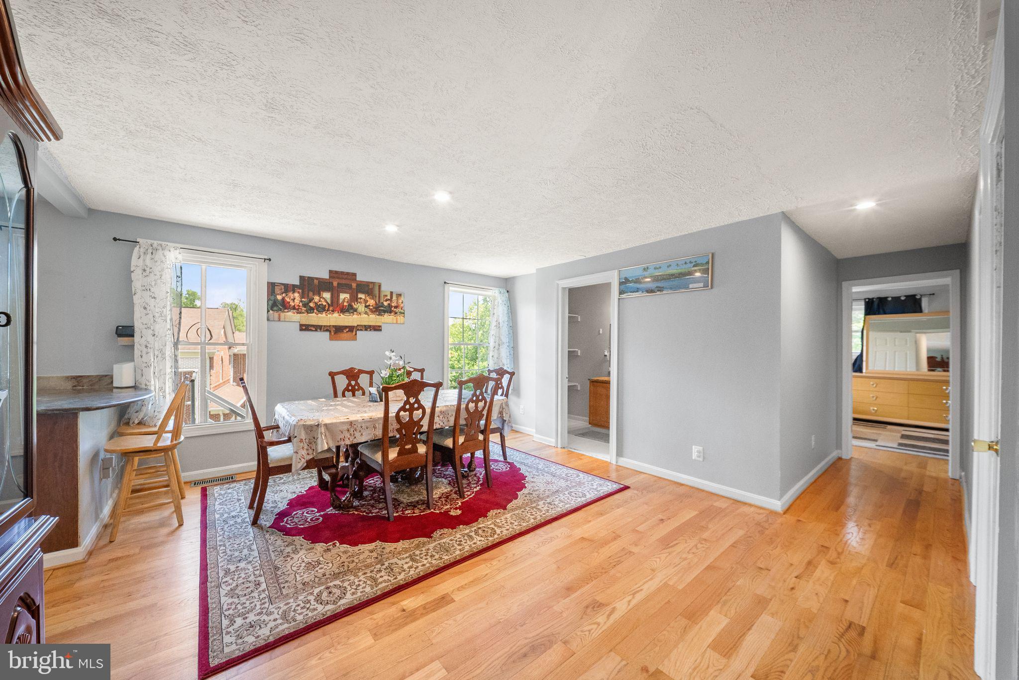 STAFFORD HEIGHTS - Residential