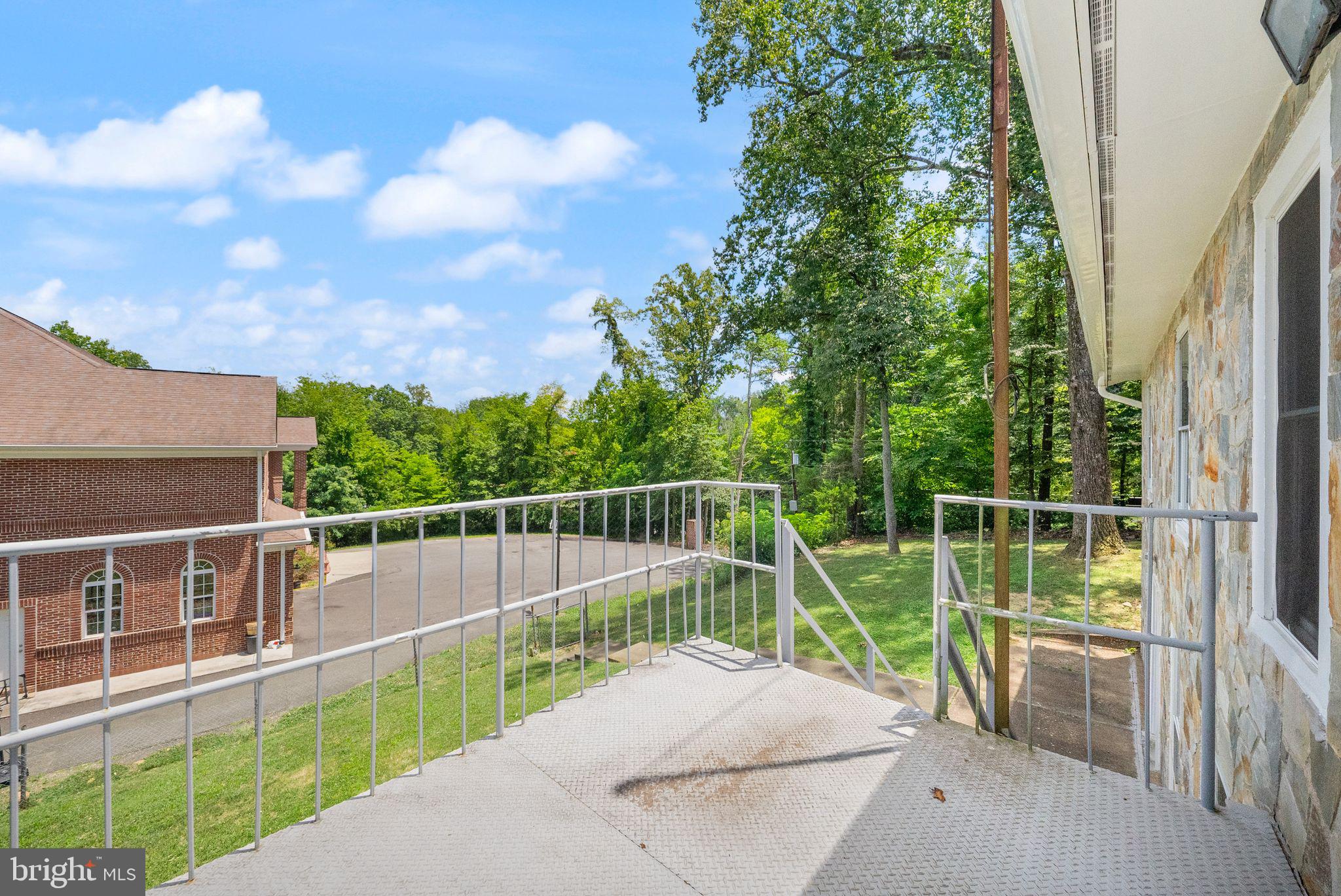 STAFFORD HEIGHTS - Residential