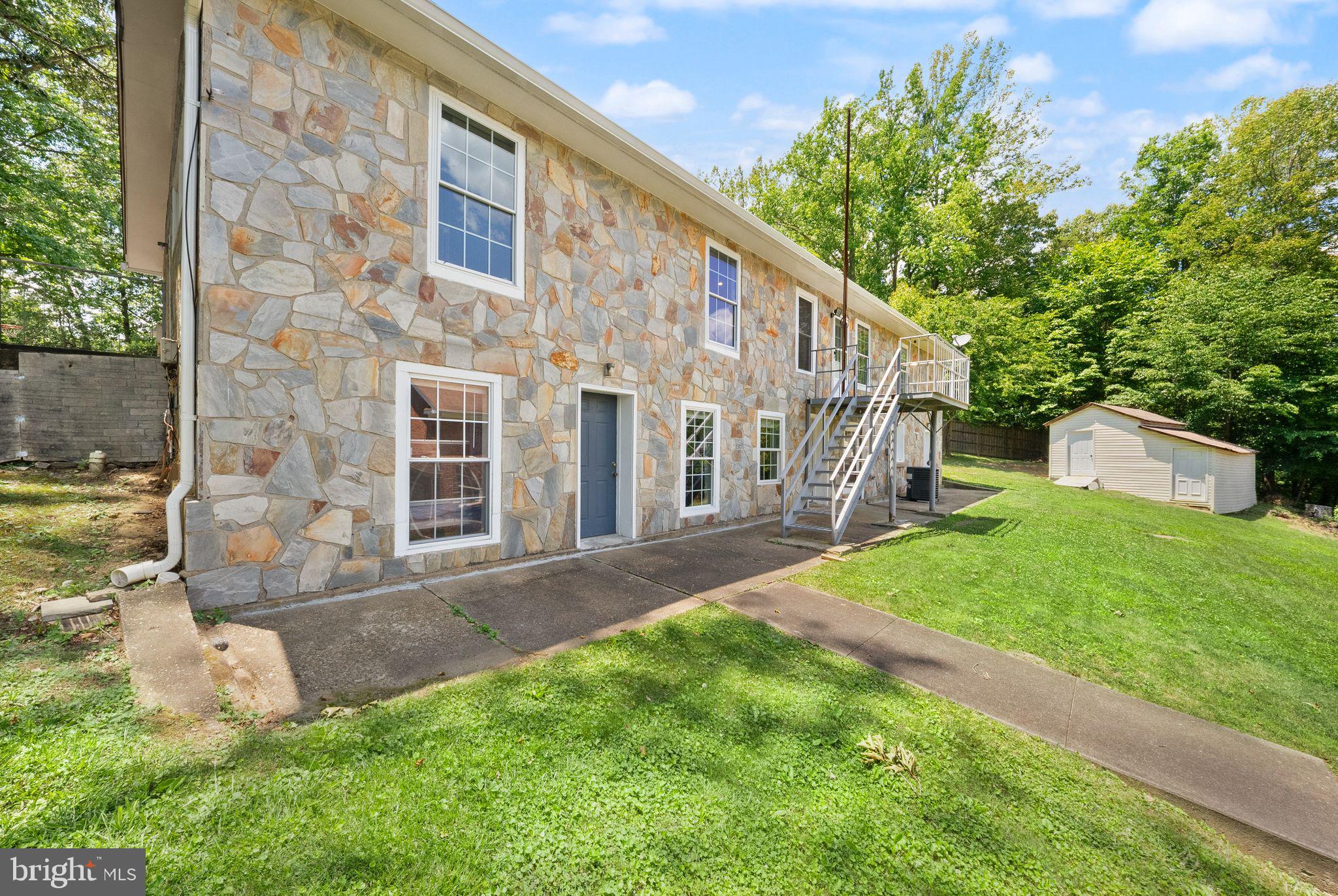 STAFFORD HEIGHTS - Residential