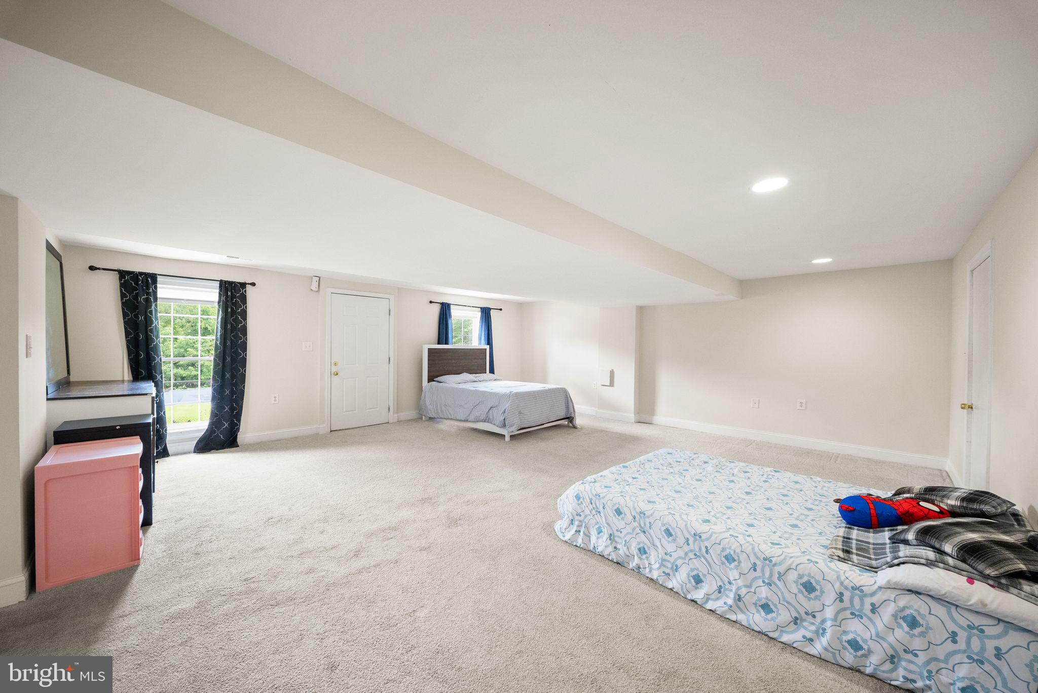STAFFORD HEIGHTS - Residential