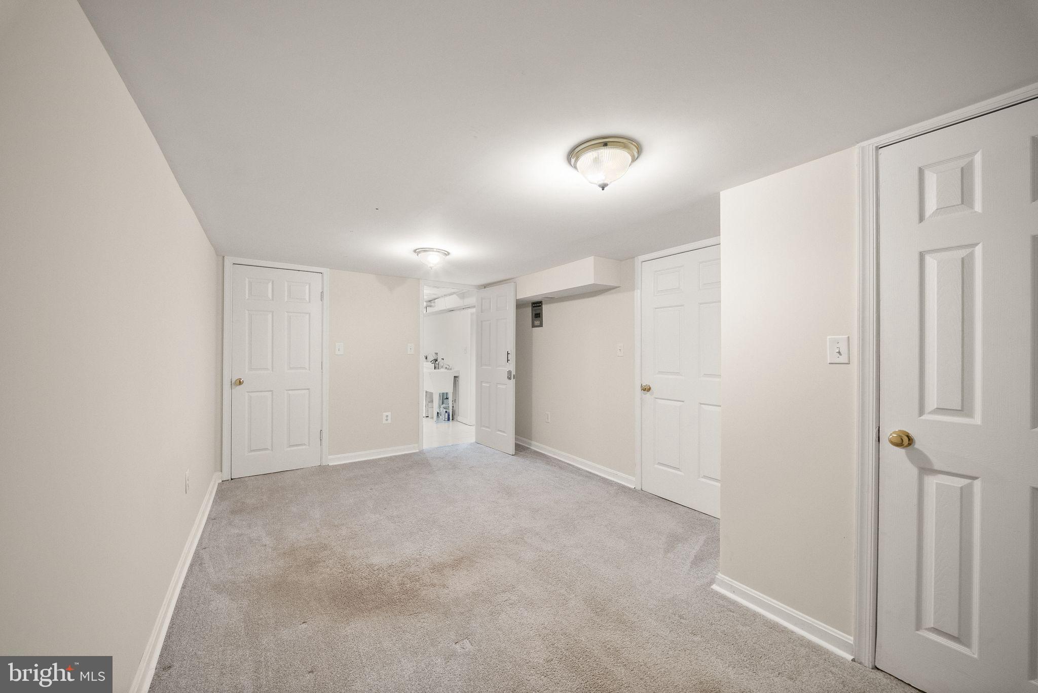 STAFFORD HEIGHTS - Residential