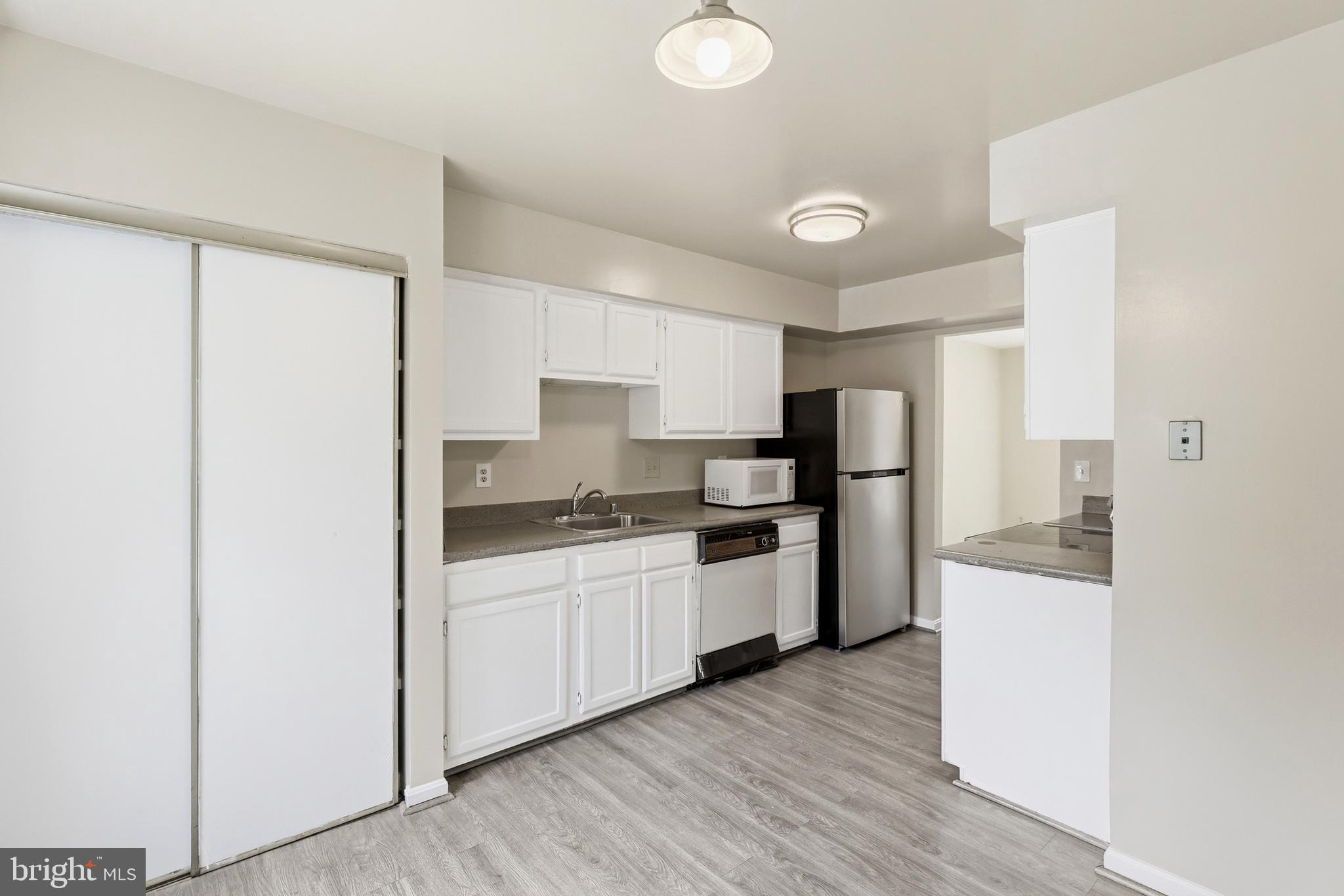 ROLLING ACRES - Residential