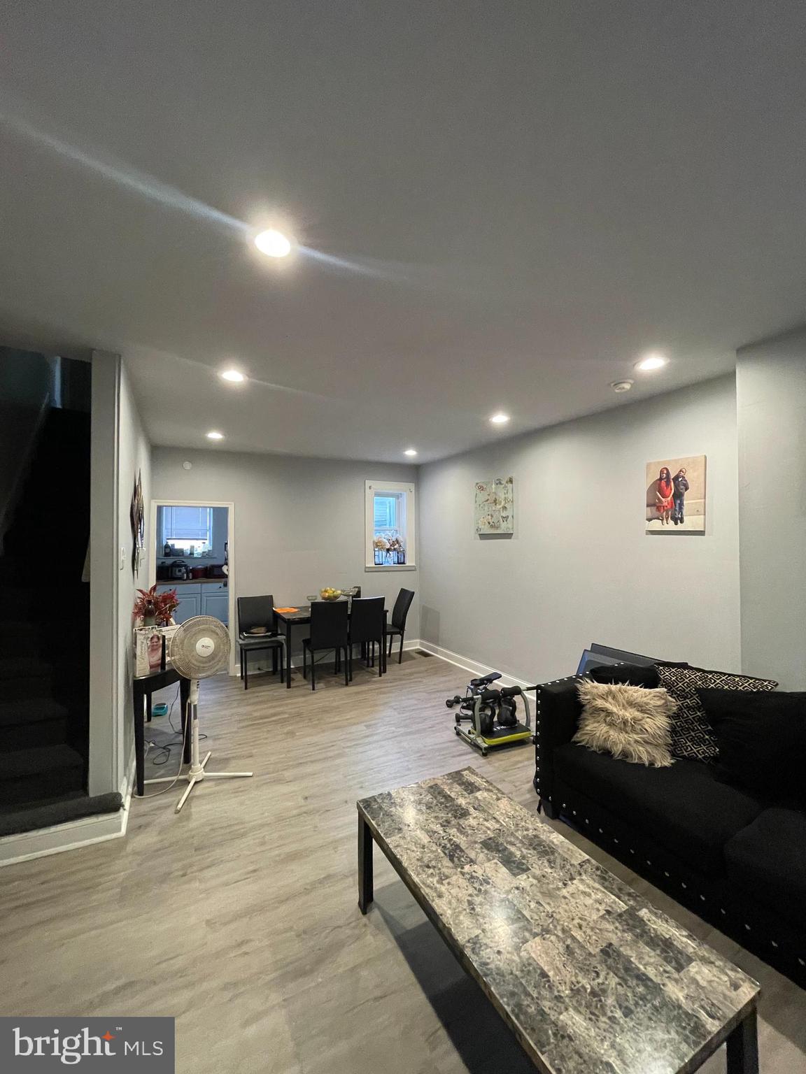 KENSINGTON - Residential