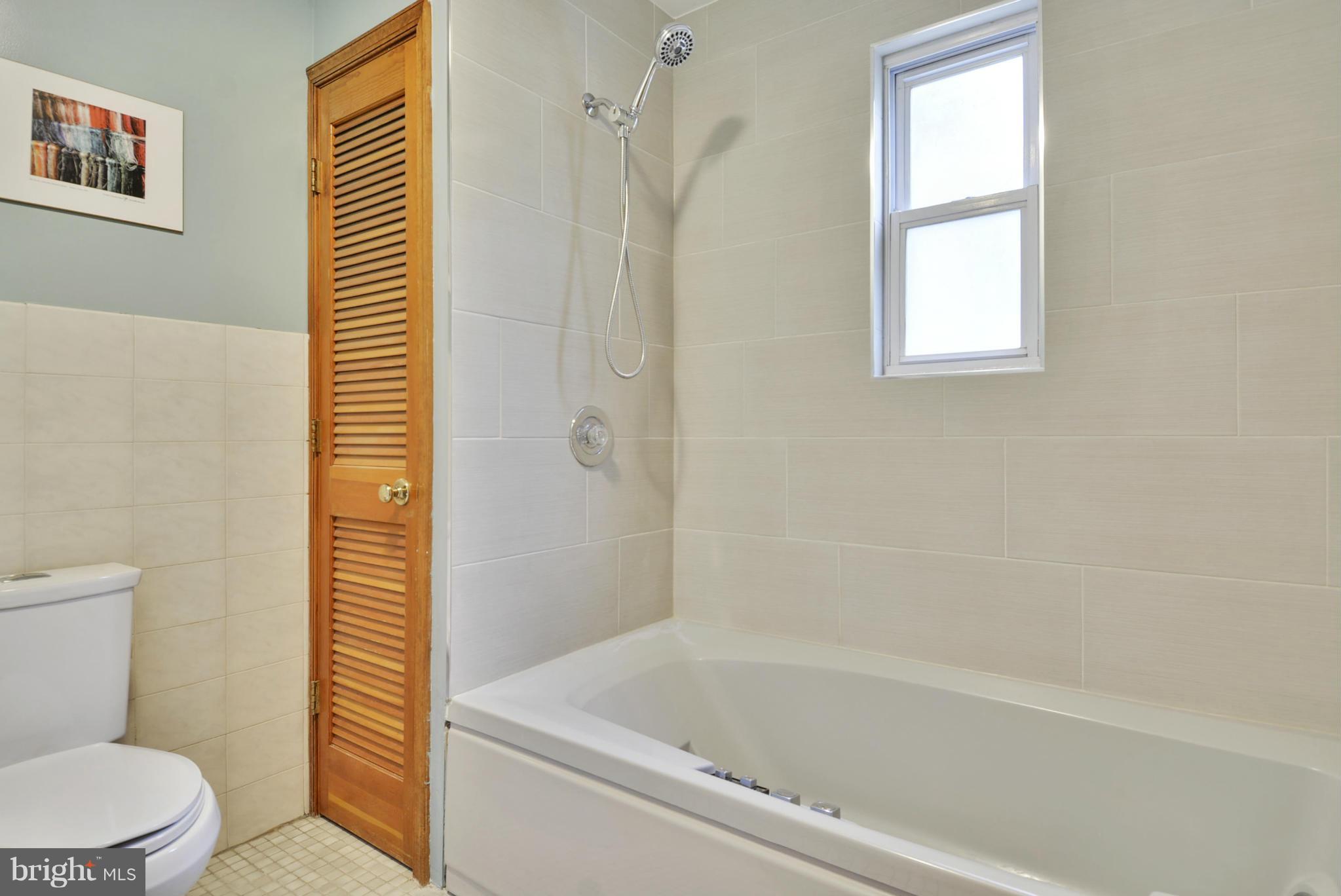 CARROLL KNOLLS - Residential