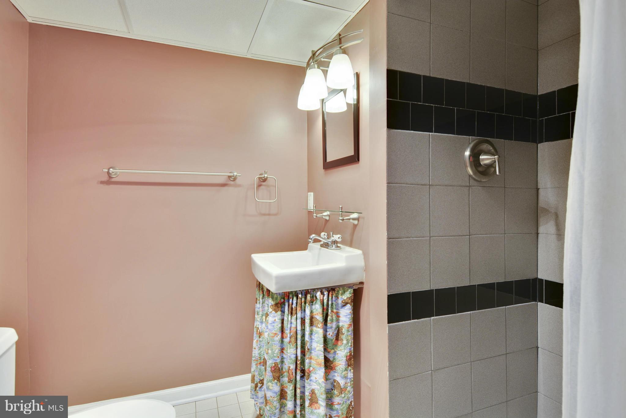CARROLL KNOLLS - Residential