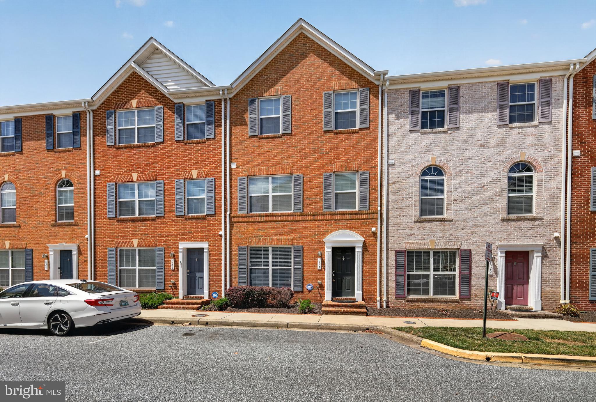 CAMDEN CROSSING - Residential