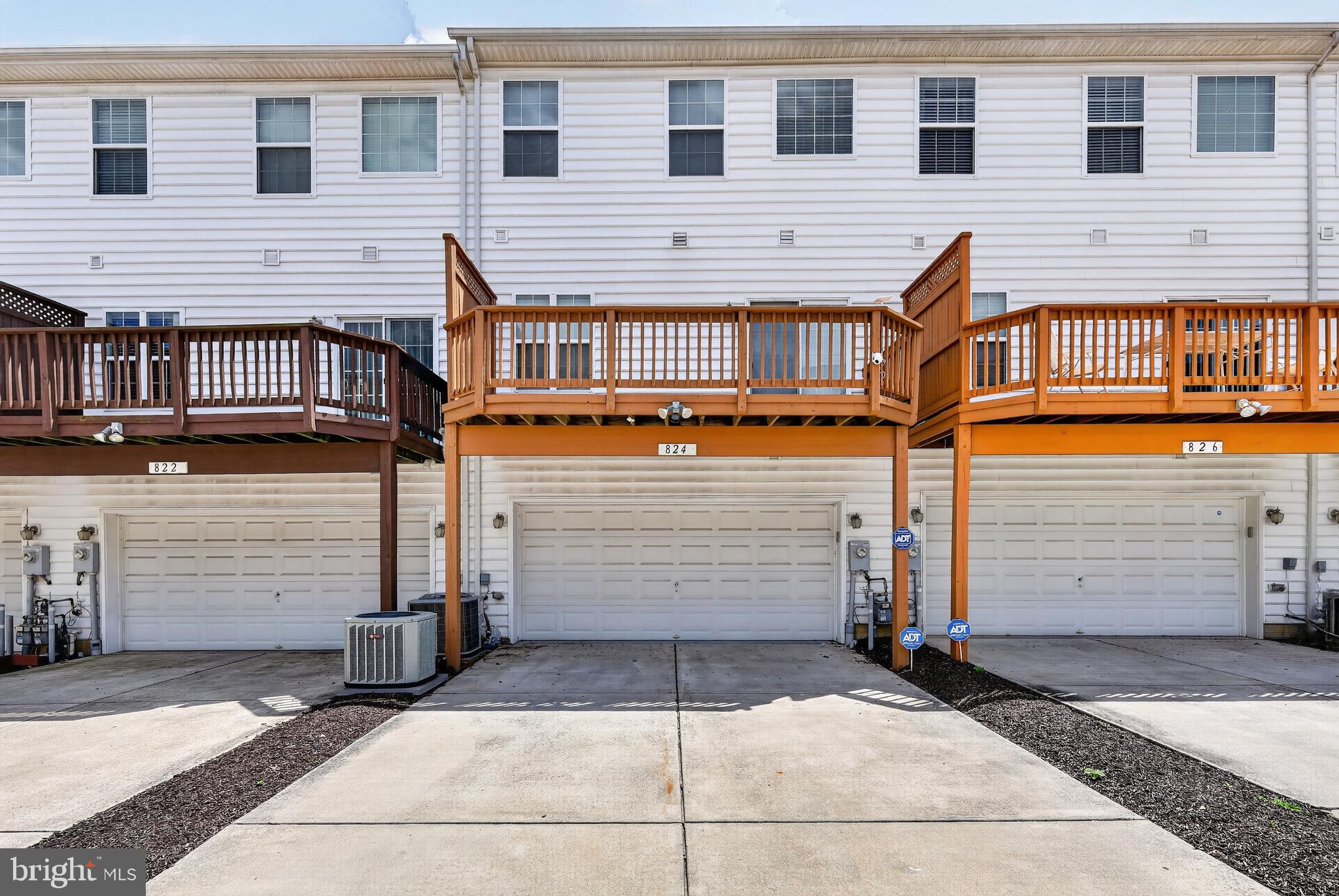 CAMDEN CROSSING - Residential