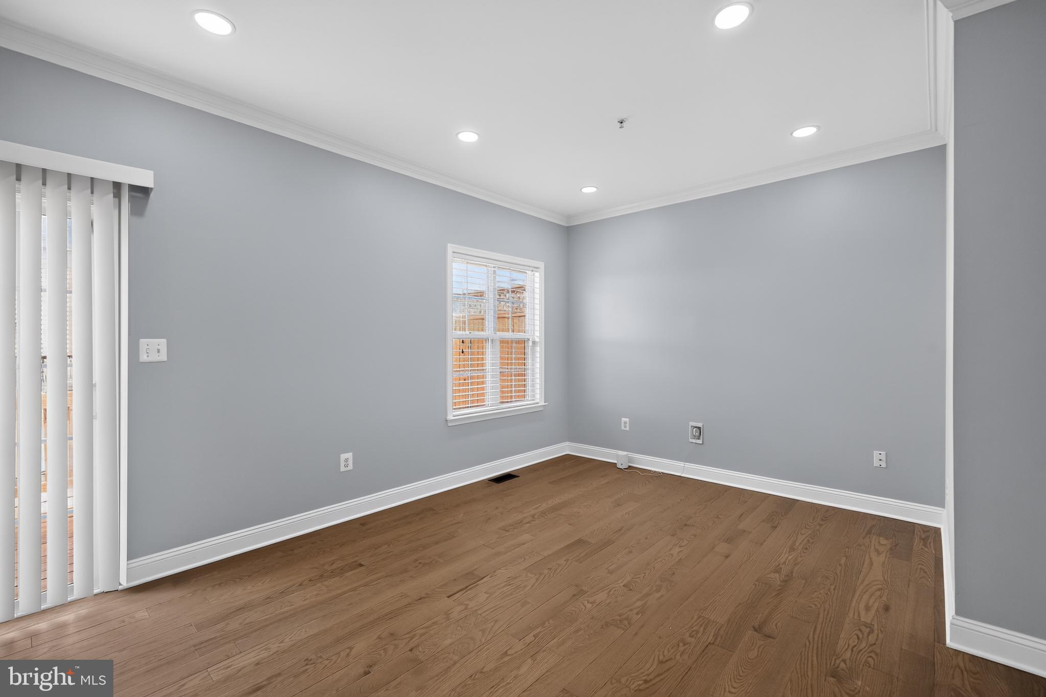 CAMDEN CROSSING - Residential