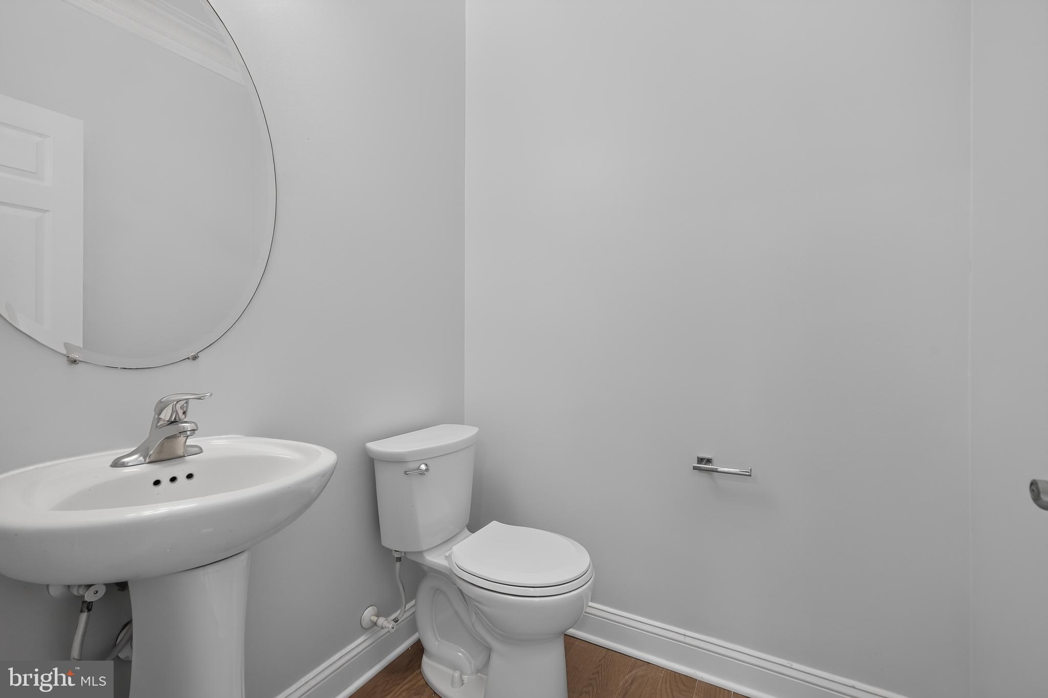 CAMDEN CROSSING - Residential