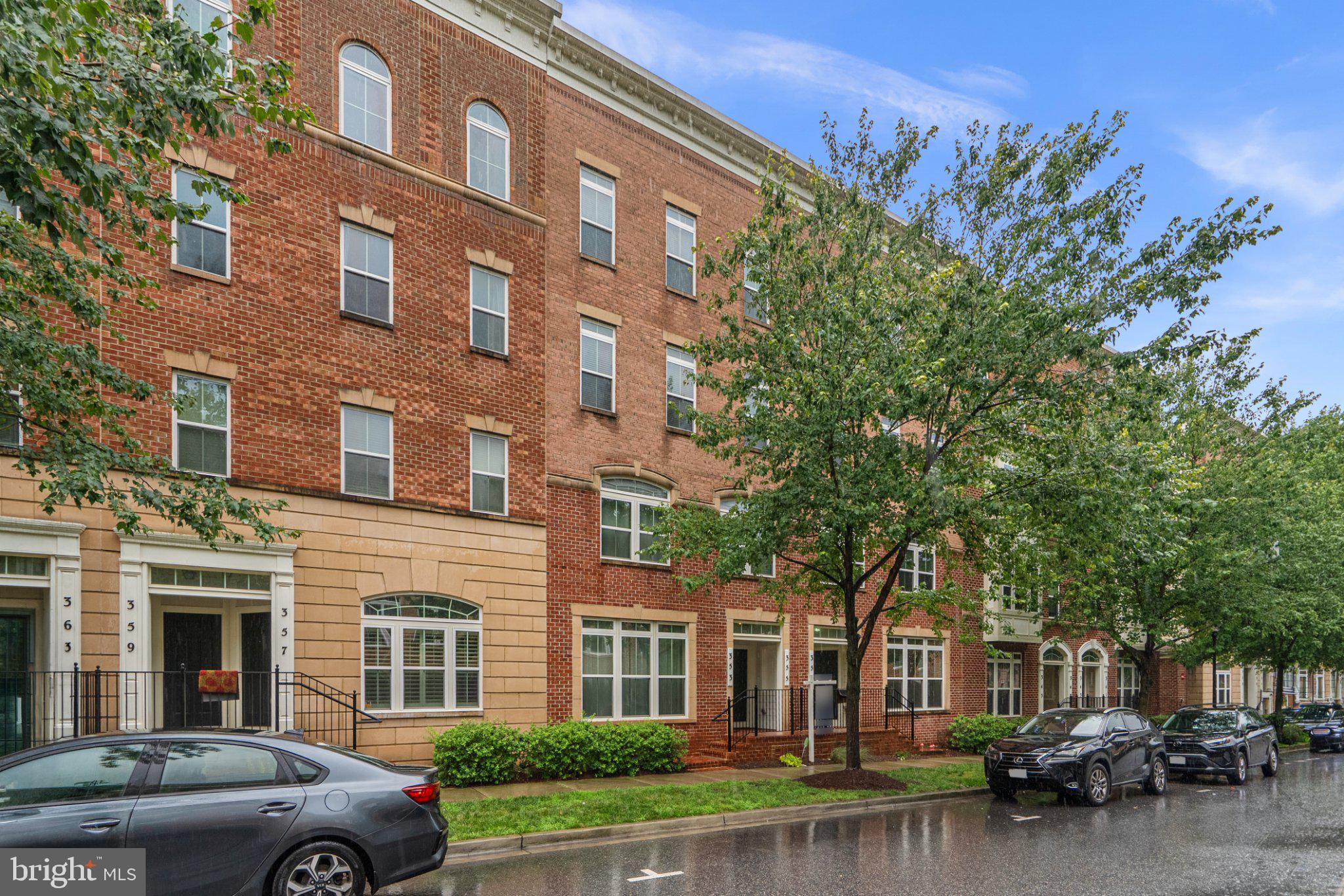 PARKLANDS AT WATKINS MILL - Residential