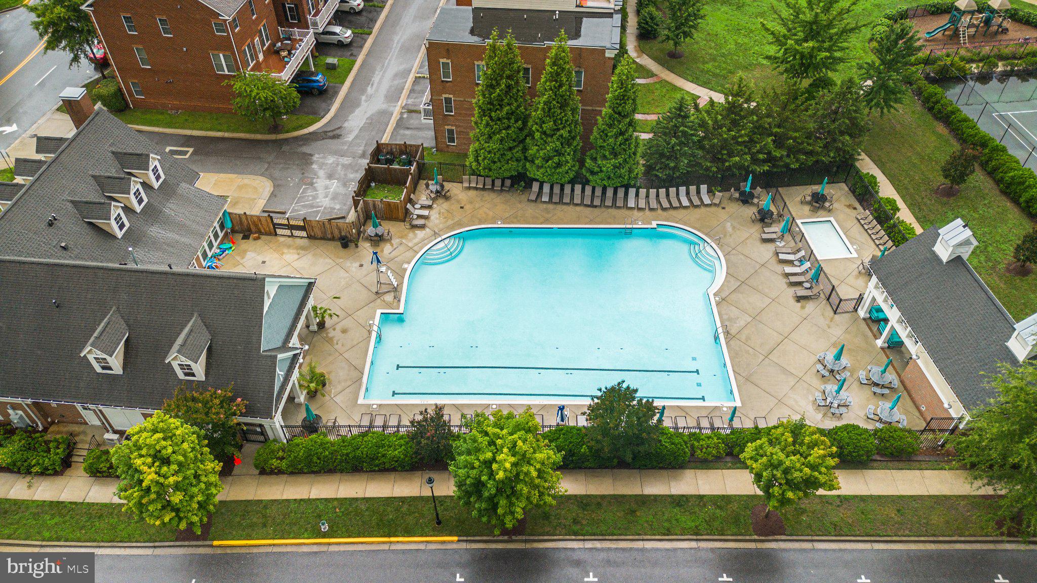 PARKLANDS AT WATKINS MILL - Residential