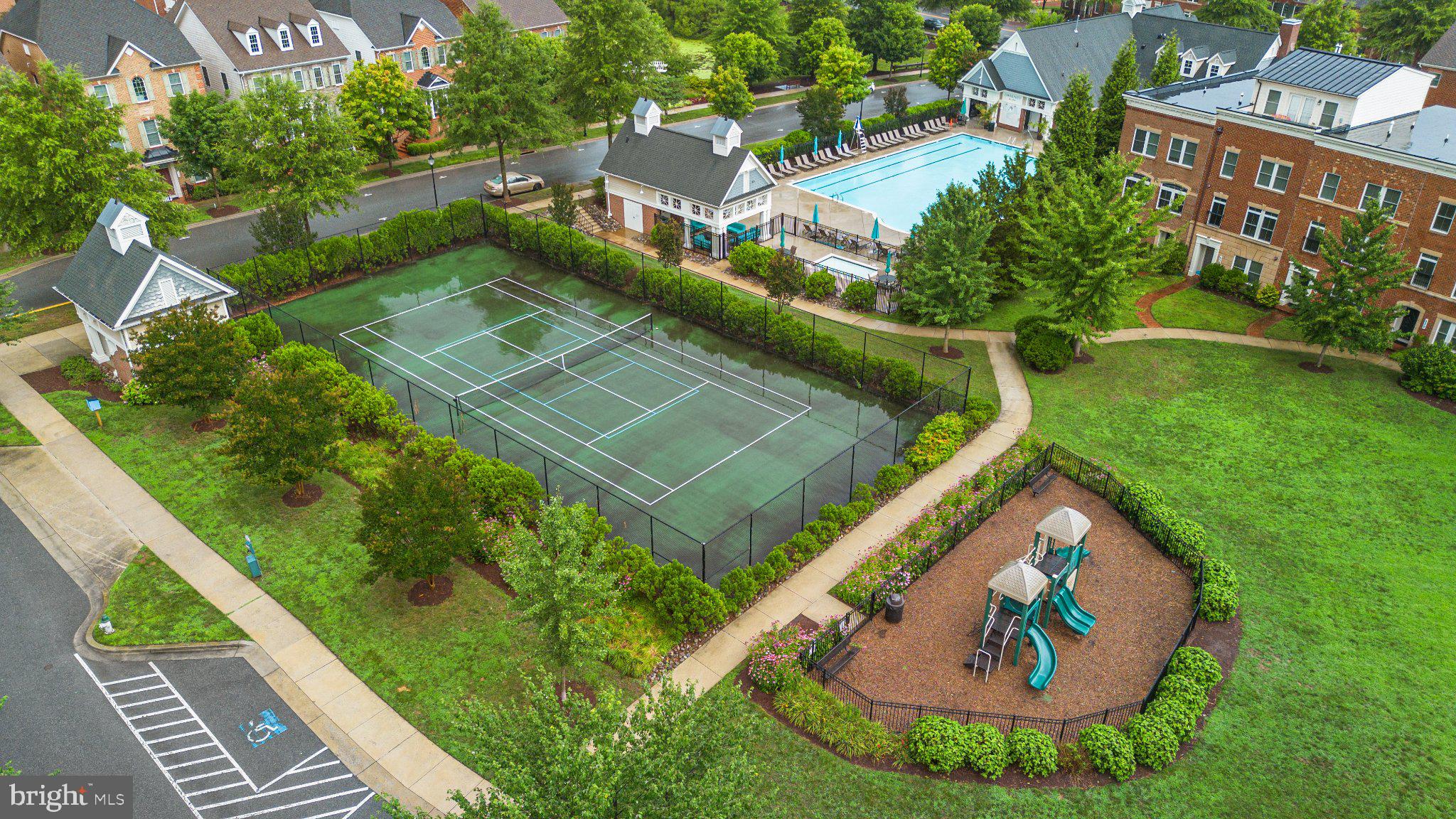 PARKLANDS AT WATKINS MILL - Residential