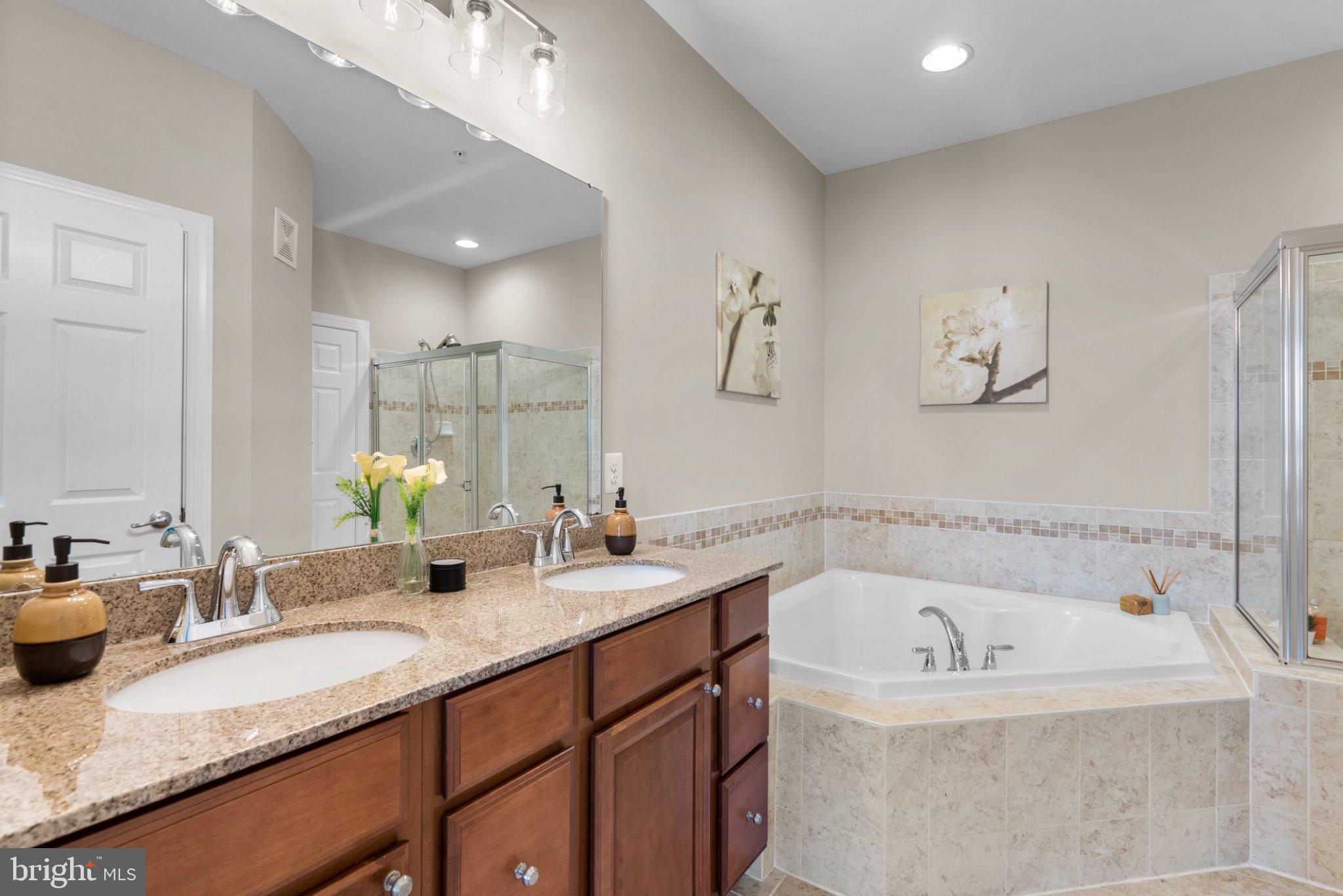 PARKLANDS AT WATKINS MILL - Residential