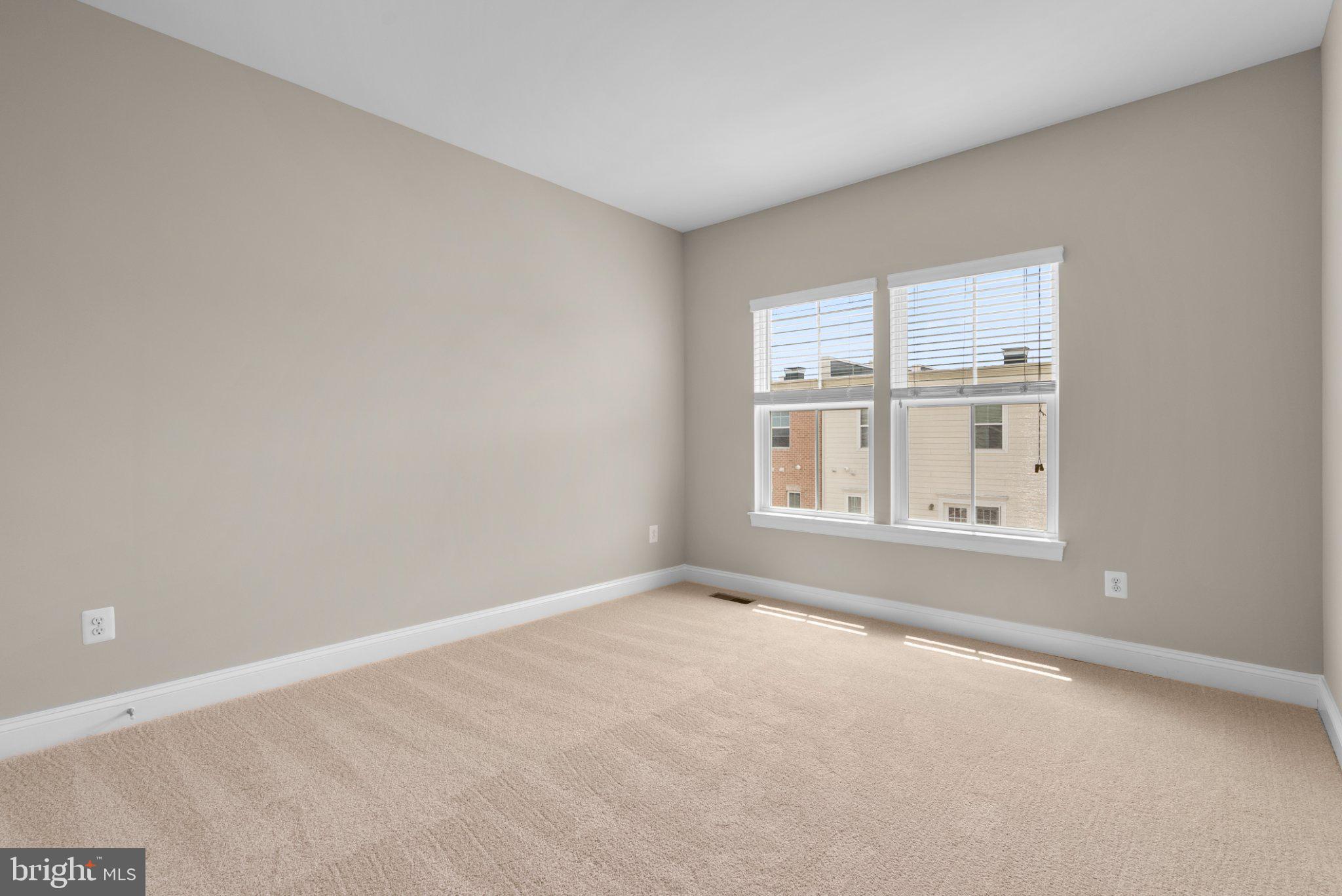 PARKLANDS AT WATKINS MILL - Residential