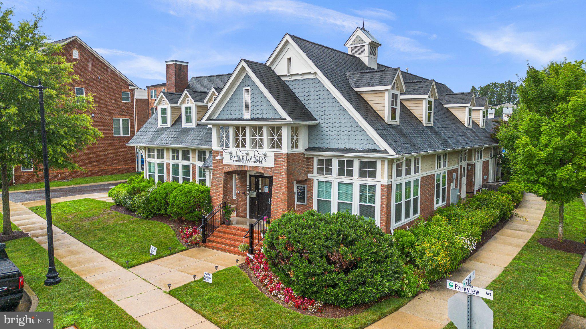 PARKLANDS AT WATKINS MILL - Residential