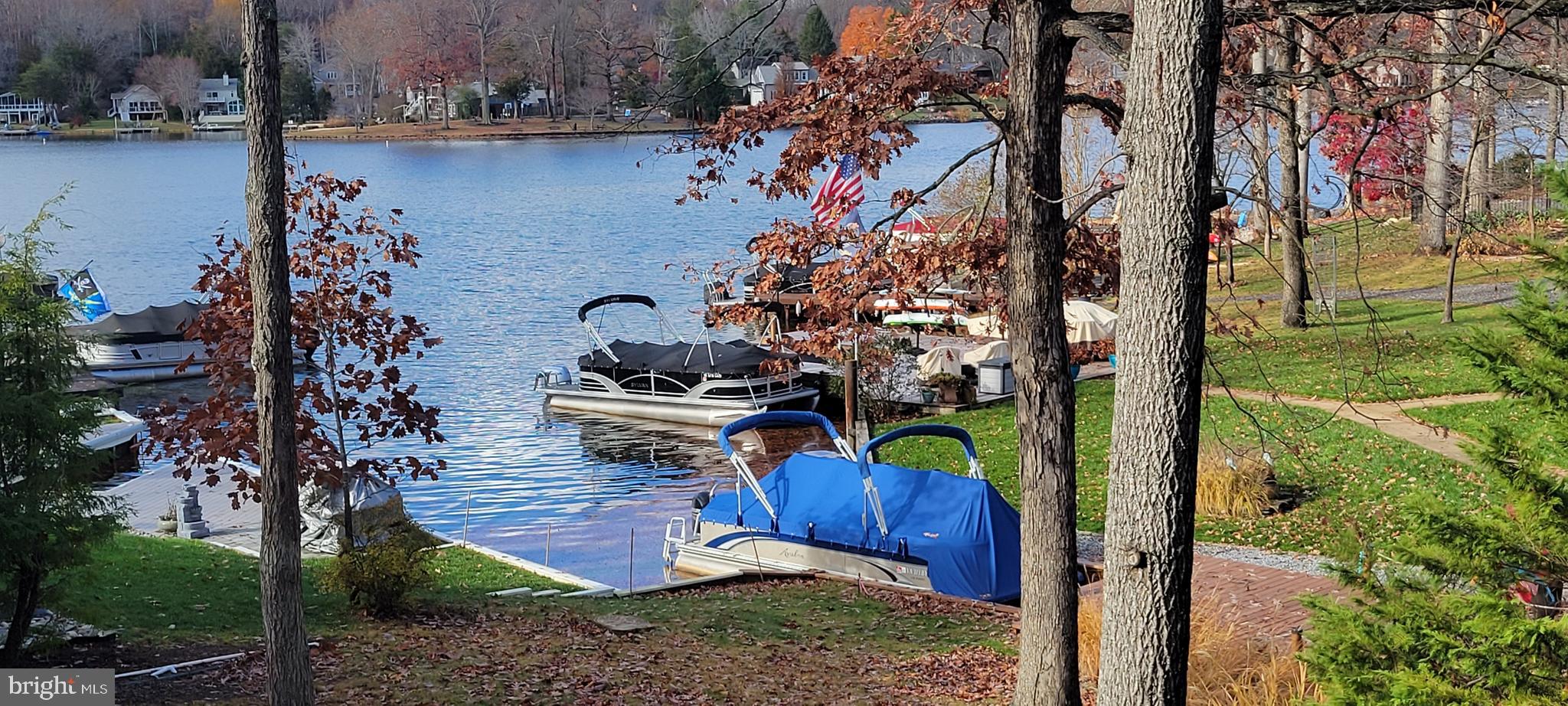 LAKE OF THE WOODS - Residential