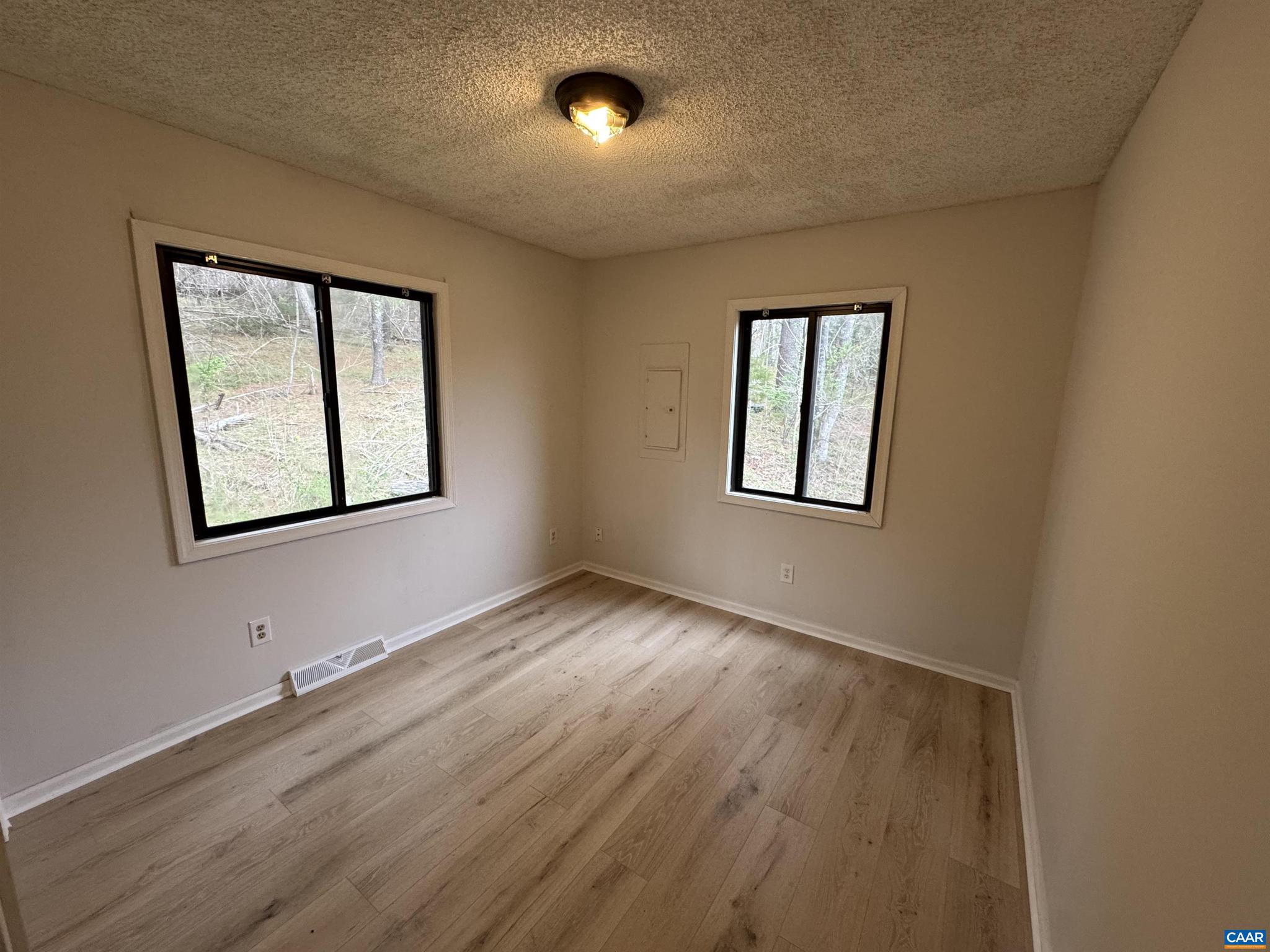 UNKNOWN - Residential Lease