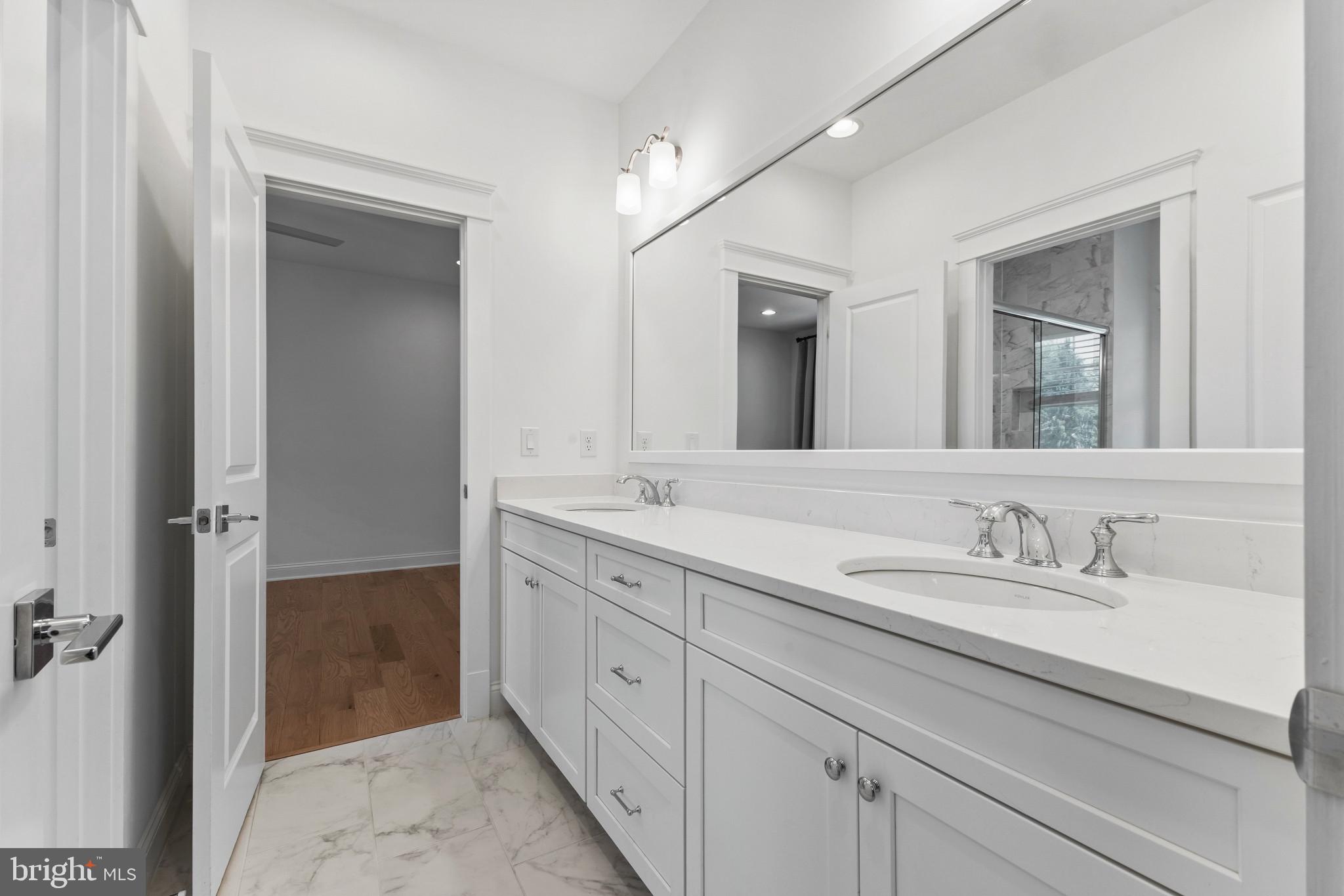 CHESTERBROOK GARDENS - Residential