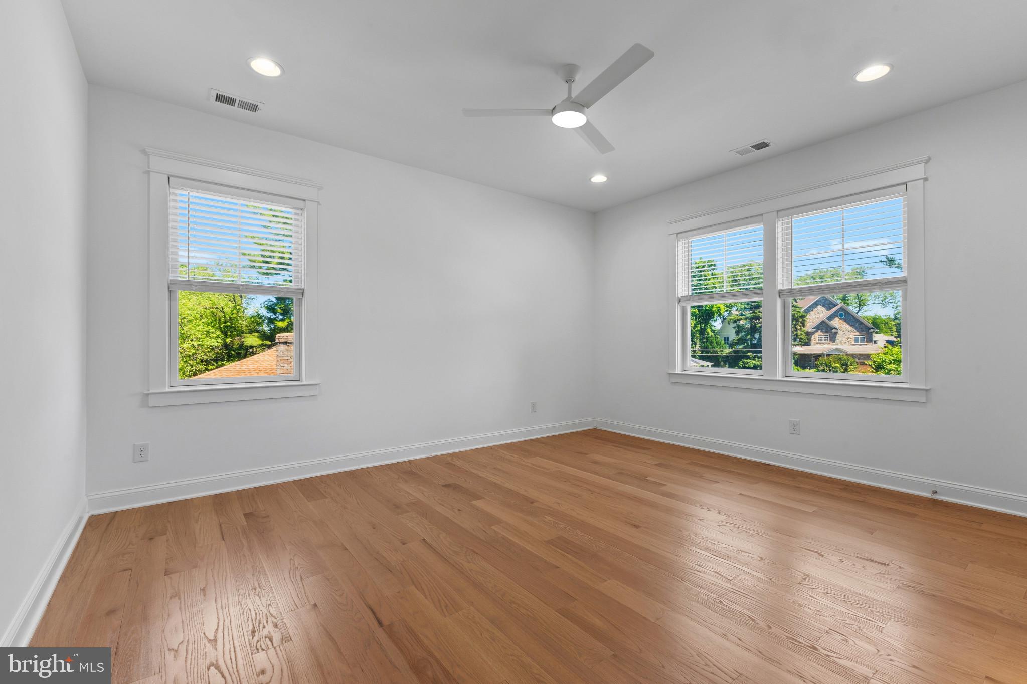 CHESTERBROOK GARDENS - Residential