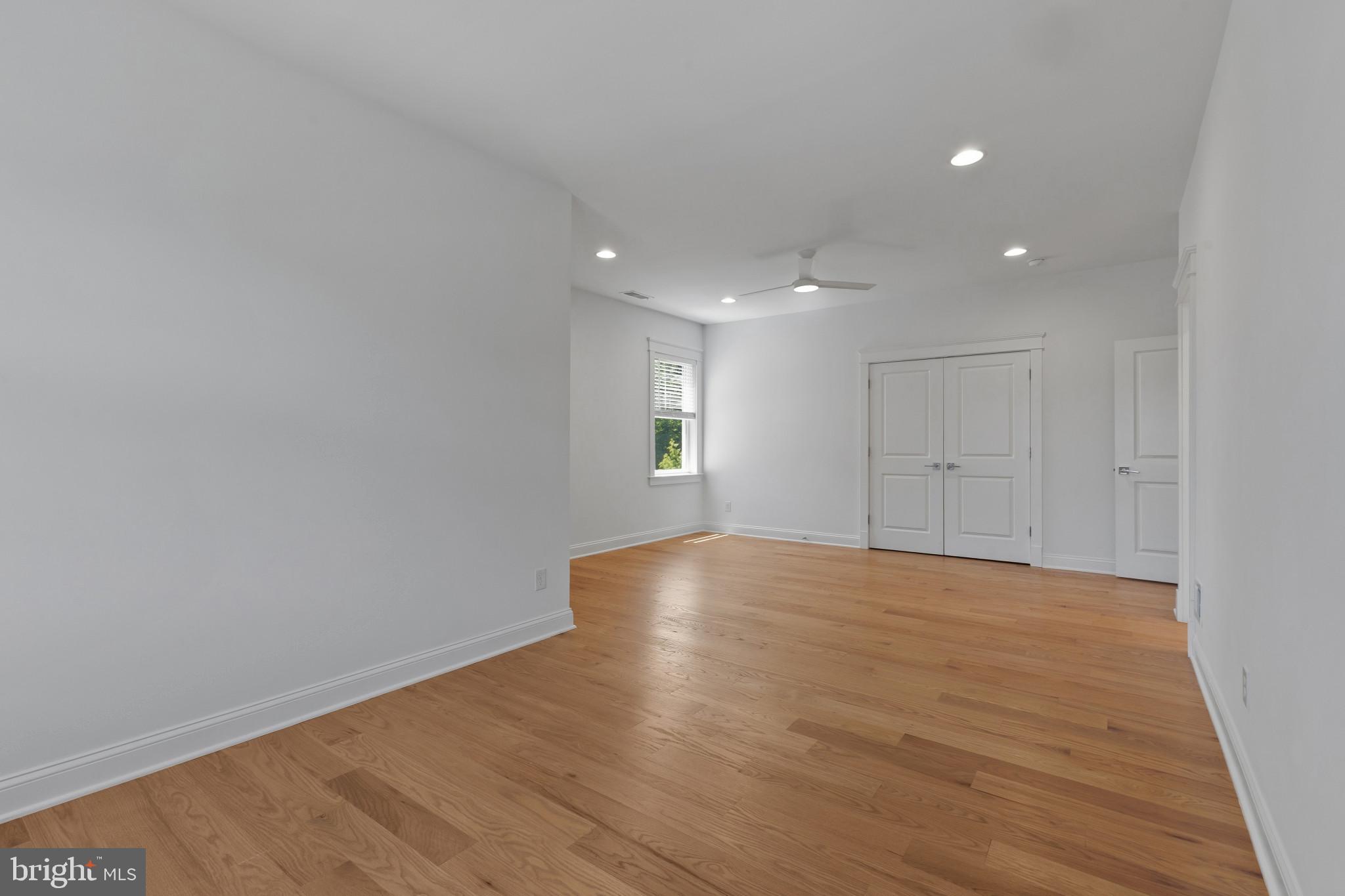 CHESTERBROOK GARDENS - Residential