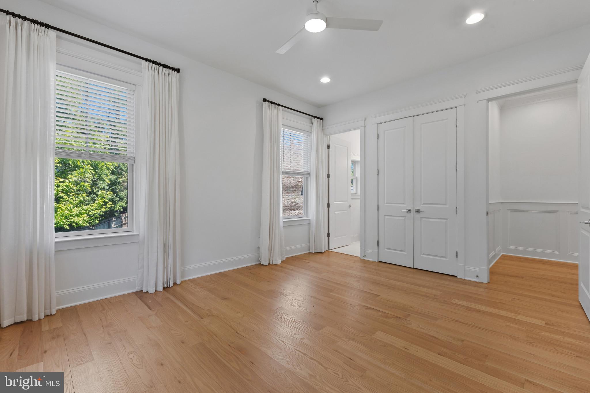 CHESTERBROOK GARDENS - Residential