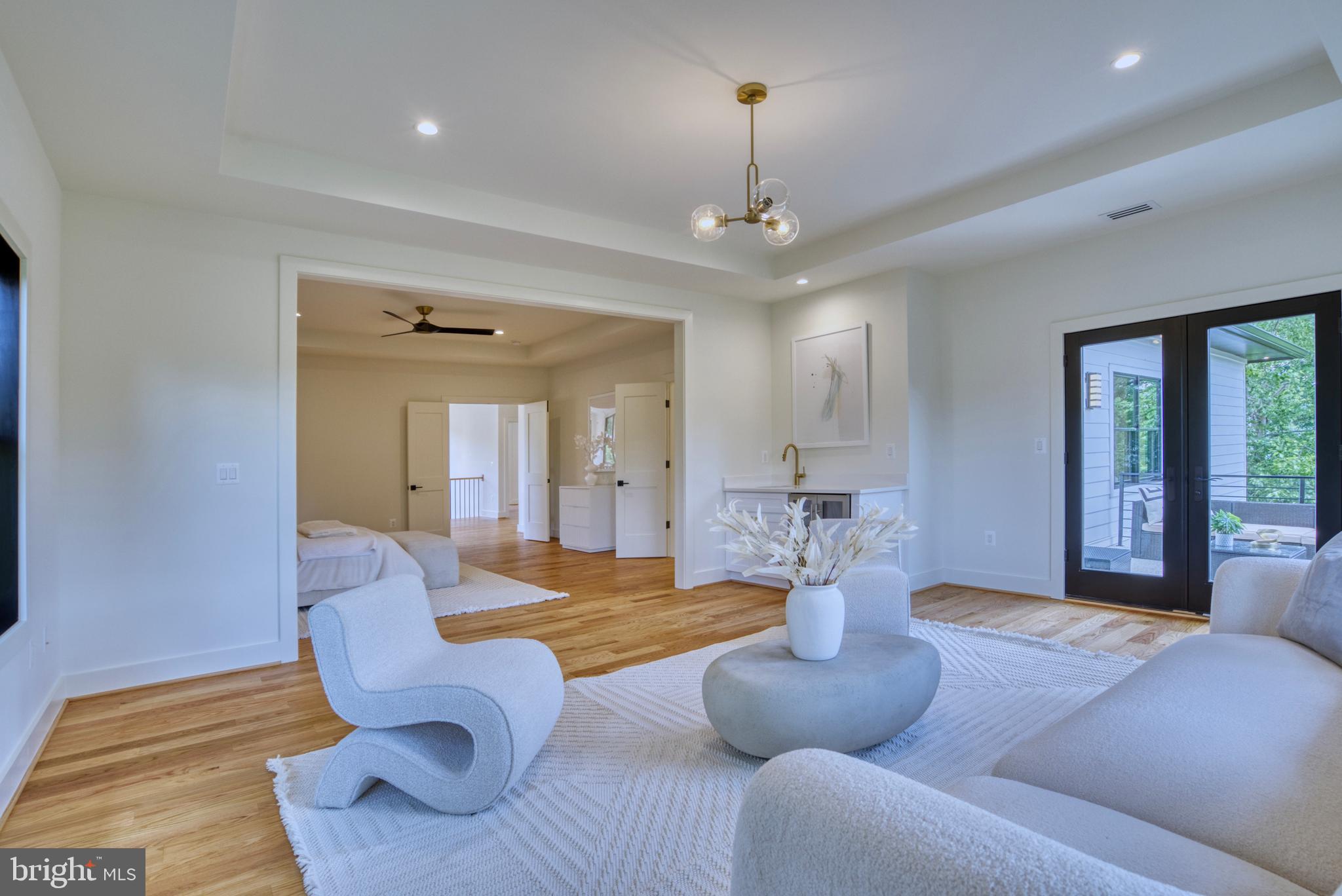 DEVON PARK - Residential
