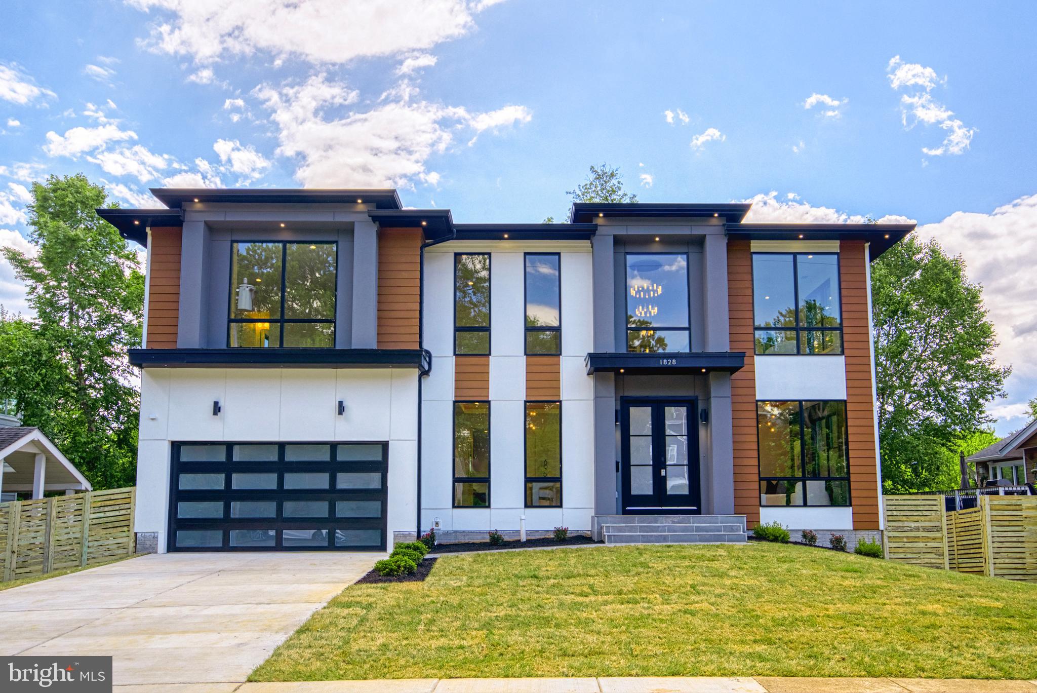 DEVON PARK - Residential
