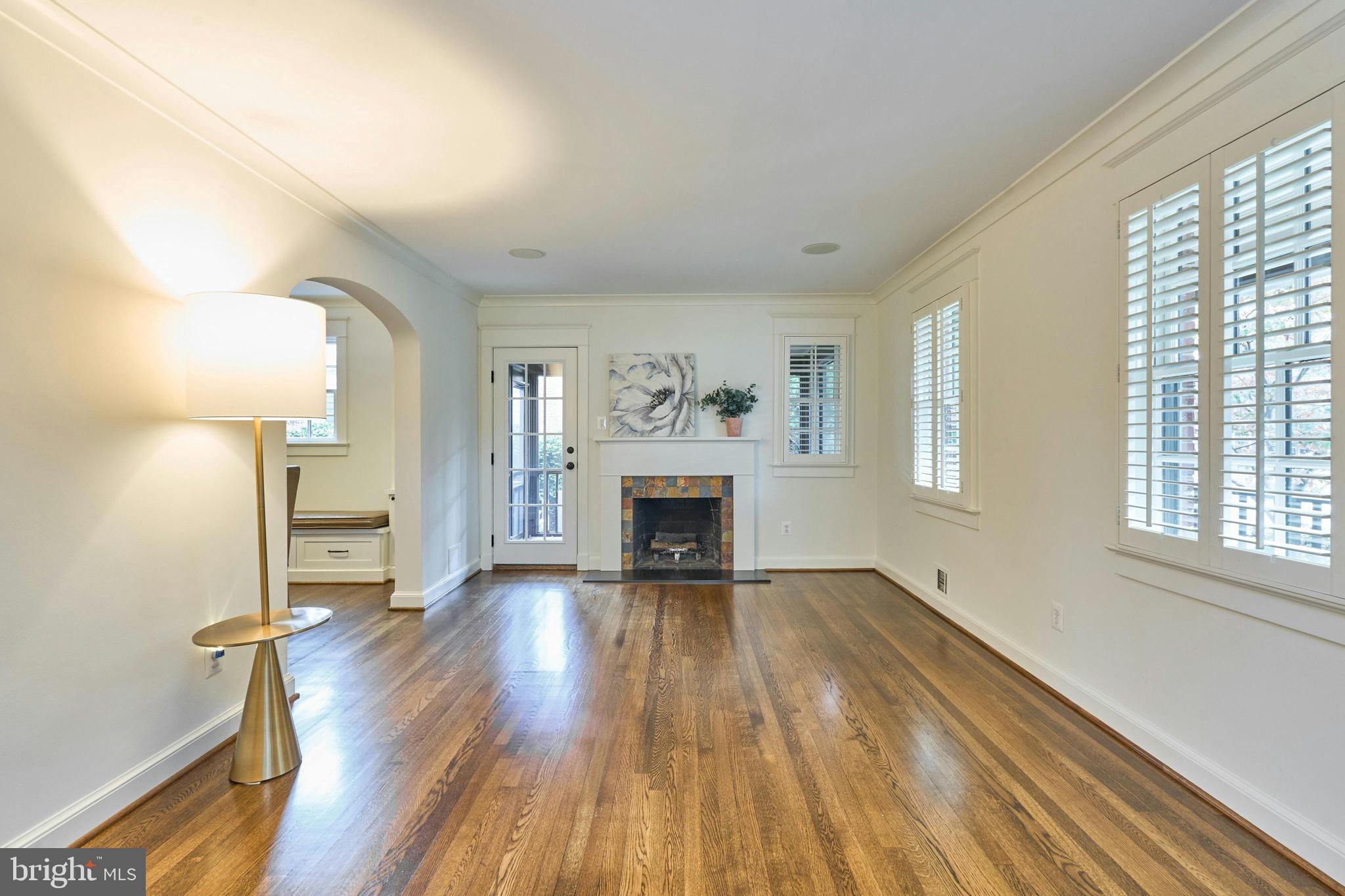 MADISON MANOR - Residential