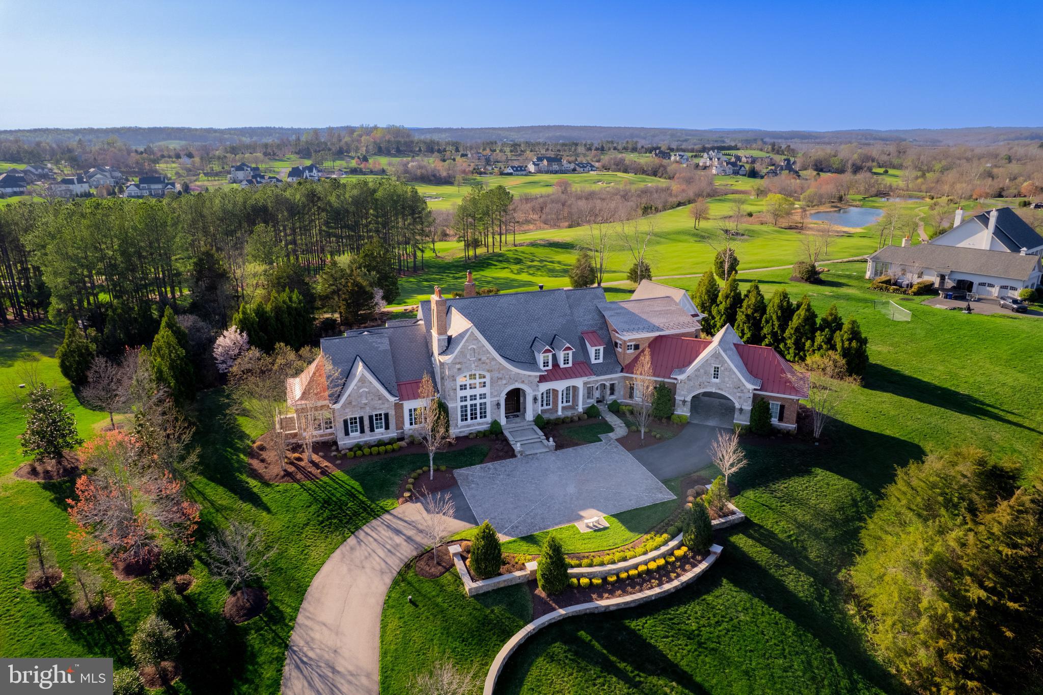 ESTATES @ CREIGHTON FARM - Residential