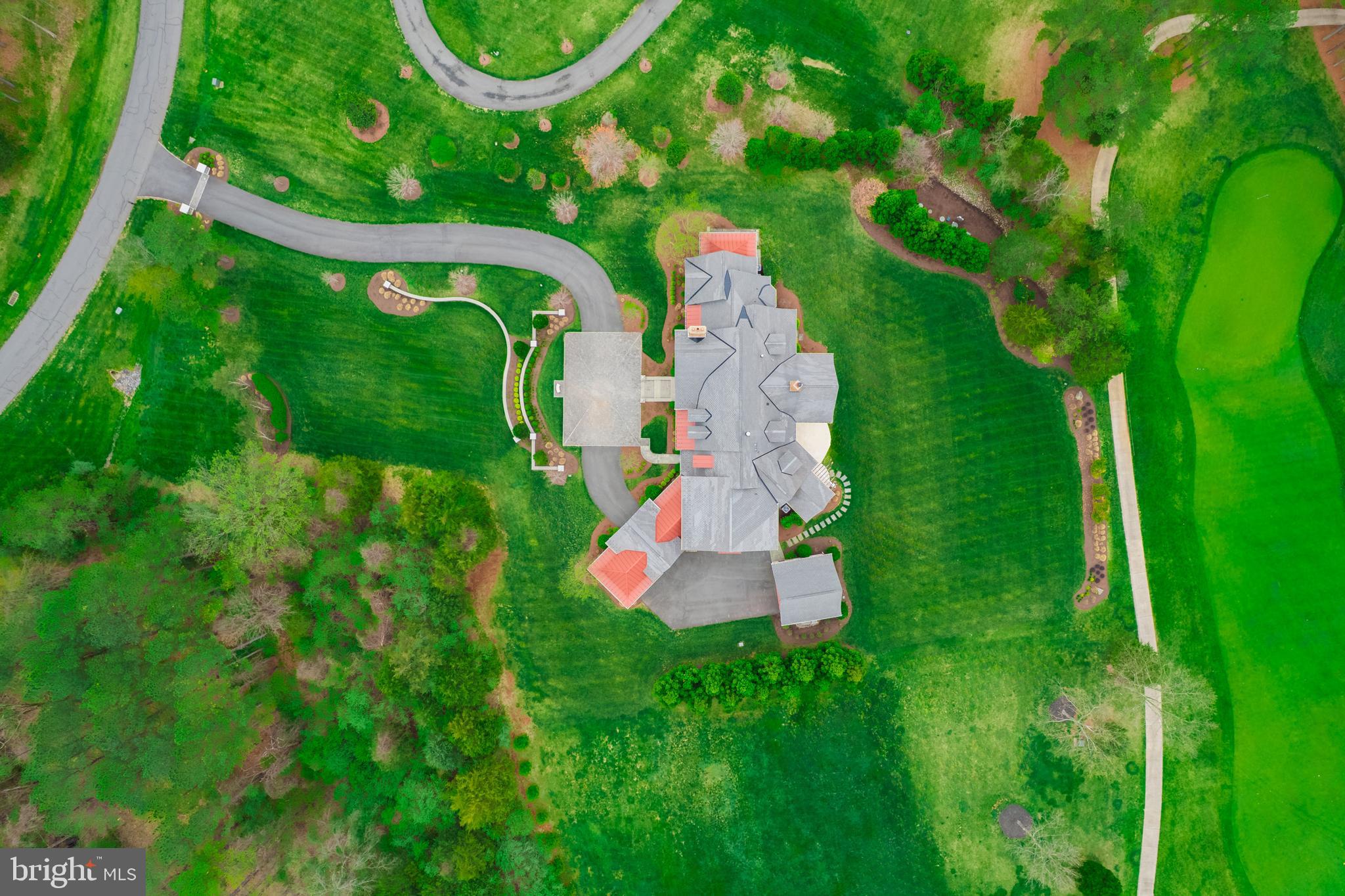 ESTATES @ CREIGHTON FARM - Residential