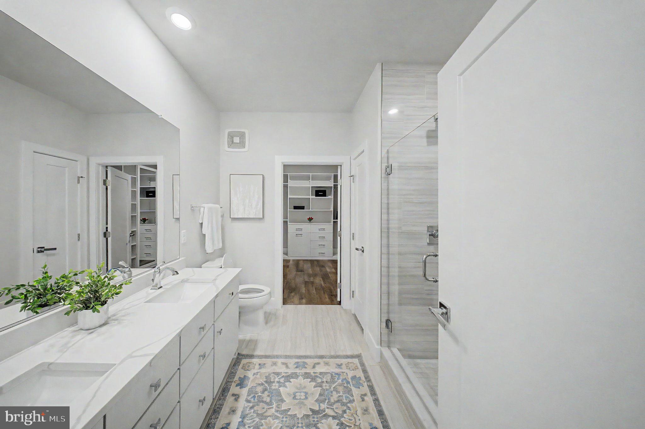TYSONS CORNER - Residential