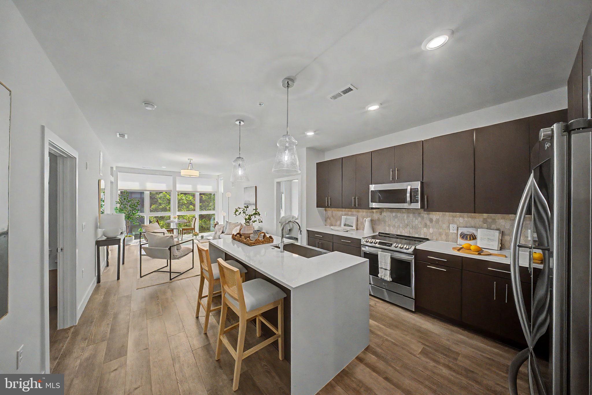 TYSONS CORNER - Residential