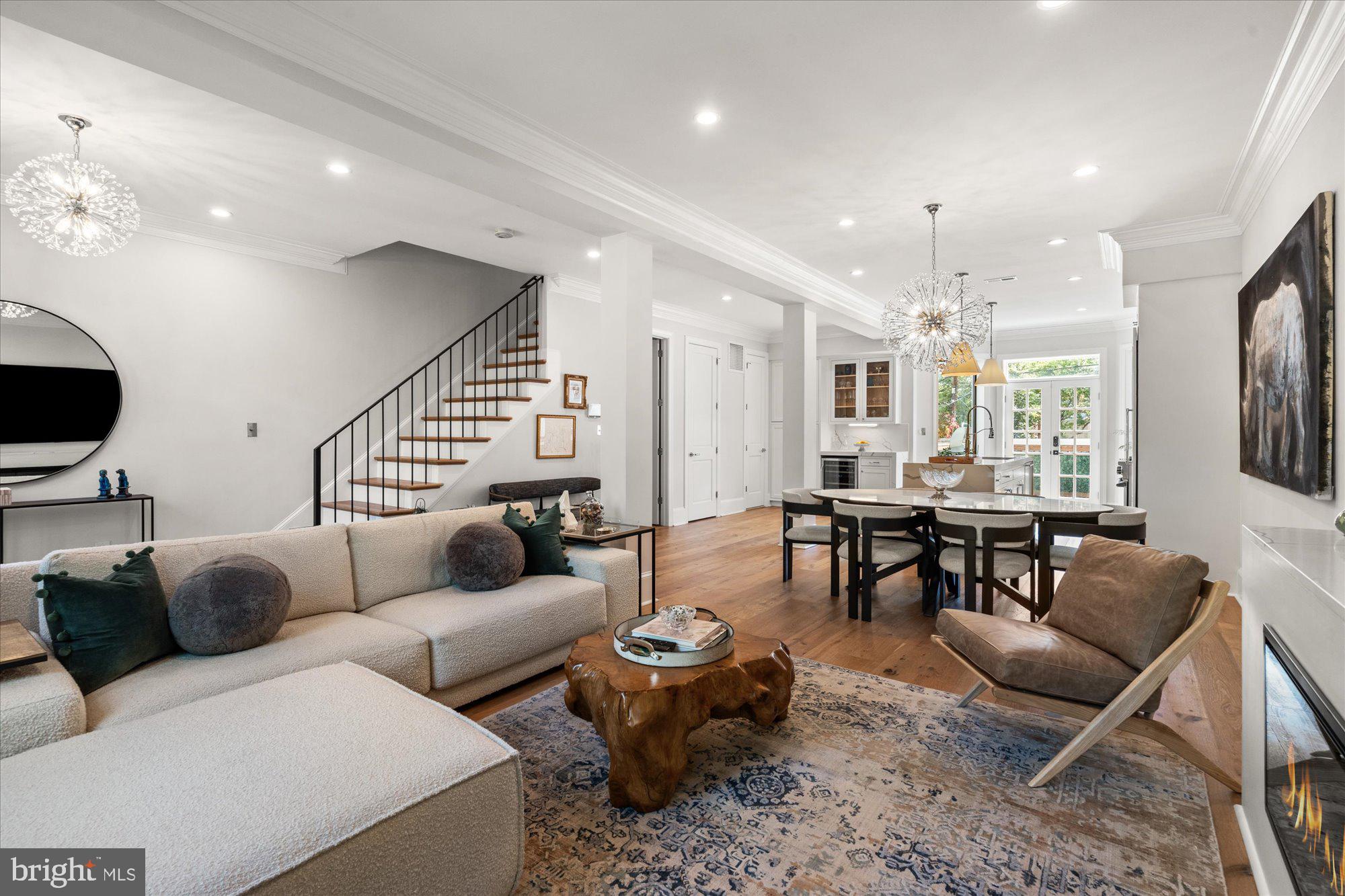WOODLEY PARK - Residential