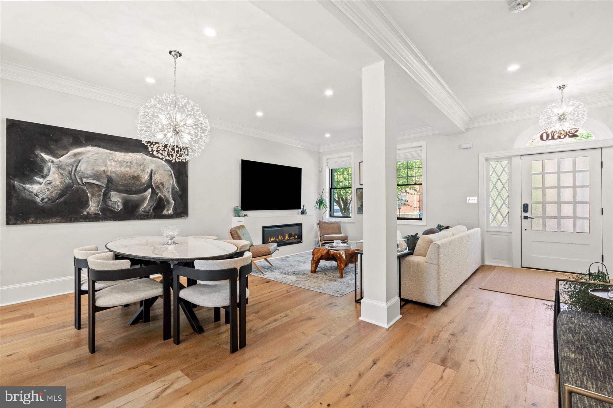 WOODLEY PARK - Residential