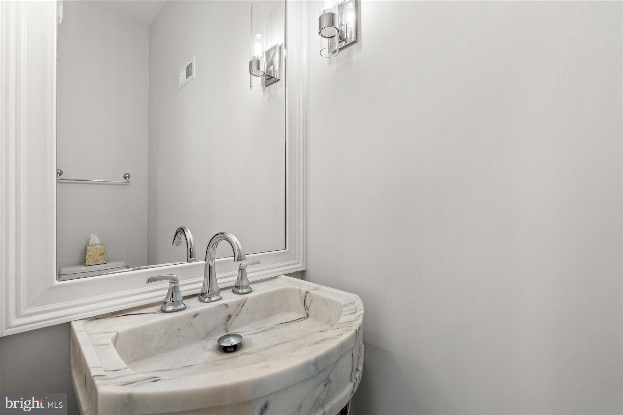 WOODLEY PARK - Residential