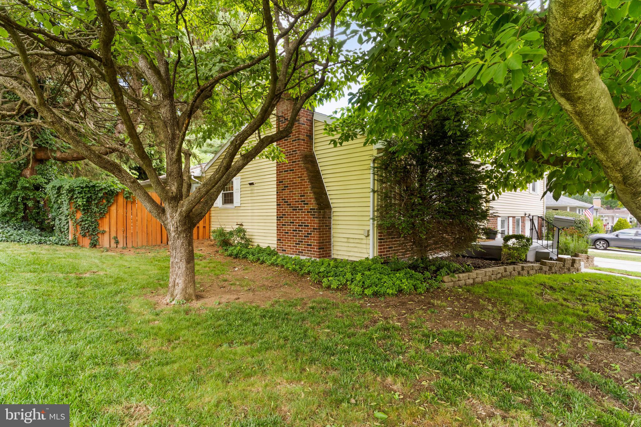 LONG MEADOWS - Residential
