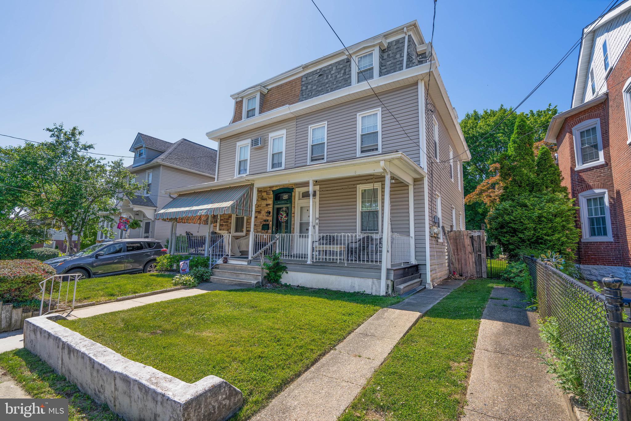 ROCKLEDGE - Residential Income