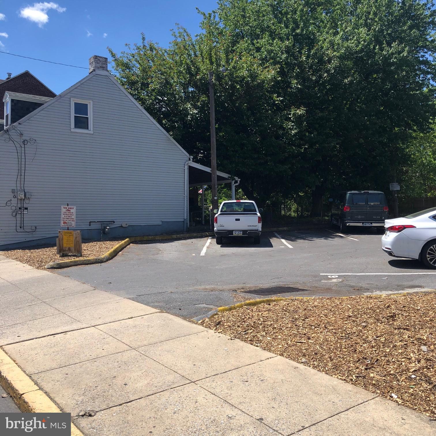 CABBAGE HILL - Commercial Sale