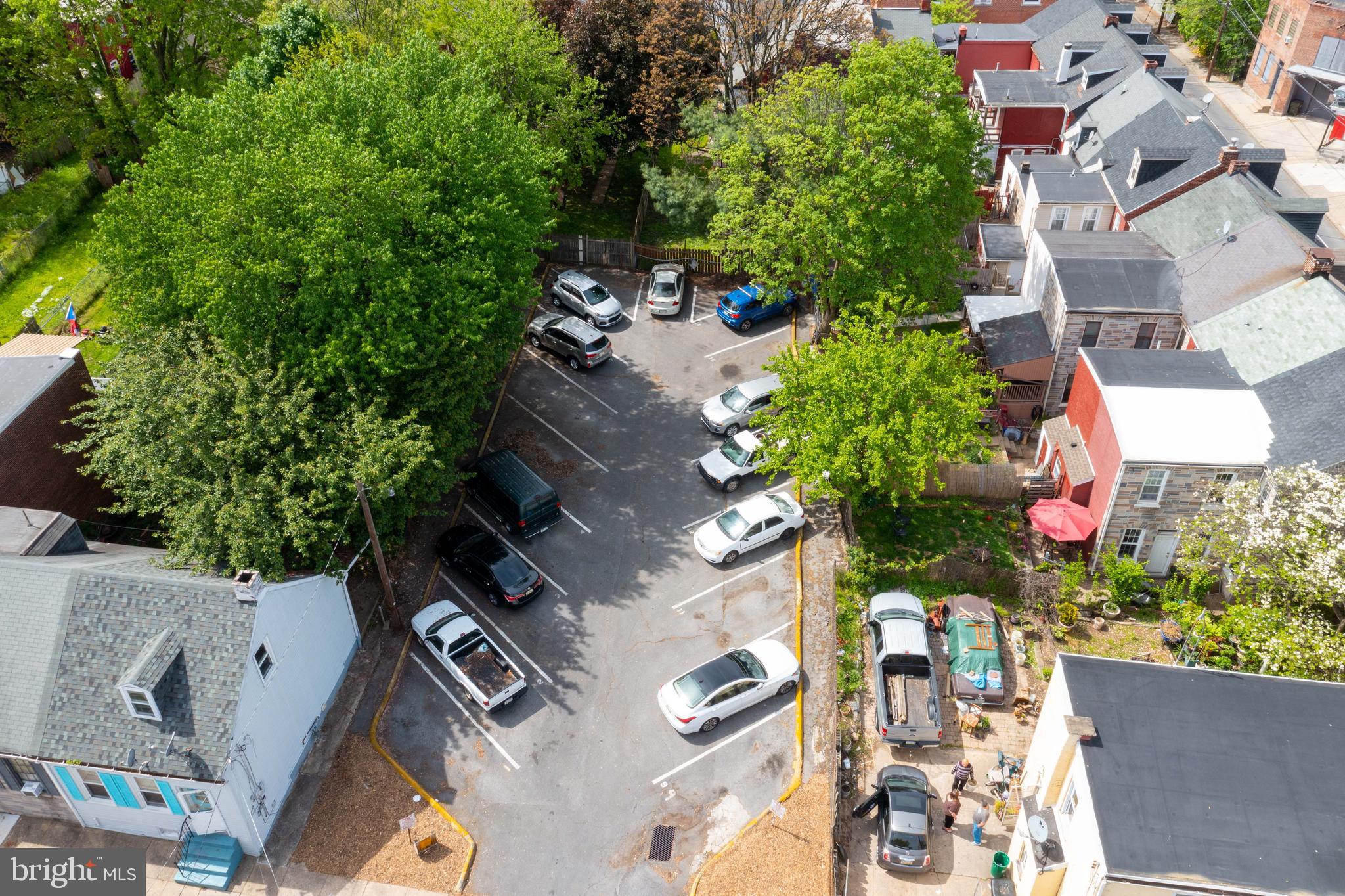 CABBAGE HILL - Commercial Sale
