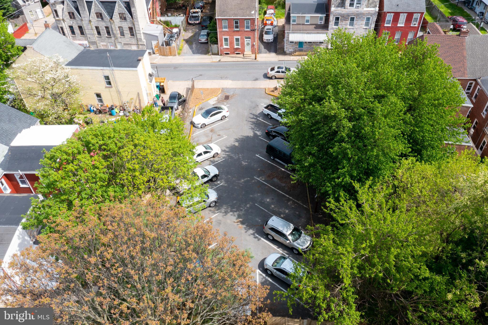 CABBAGE HILL - Commercial Sale