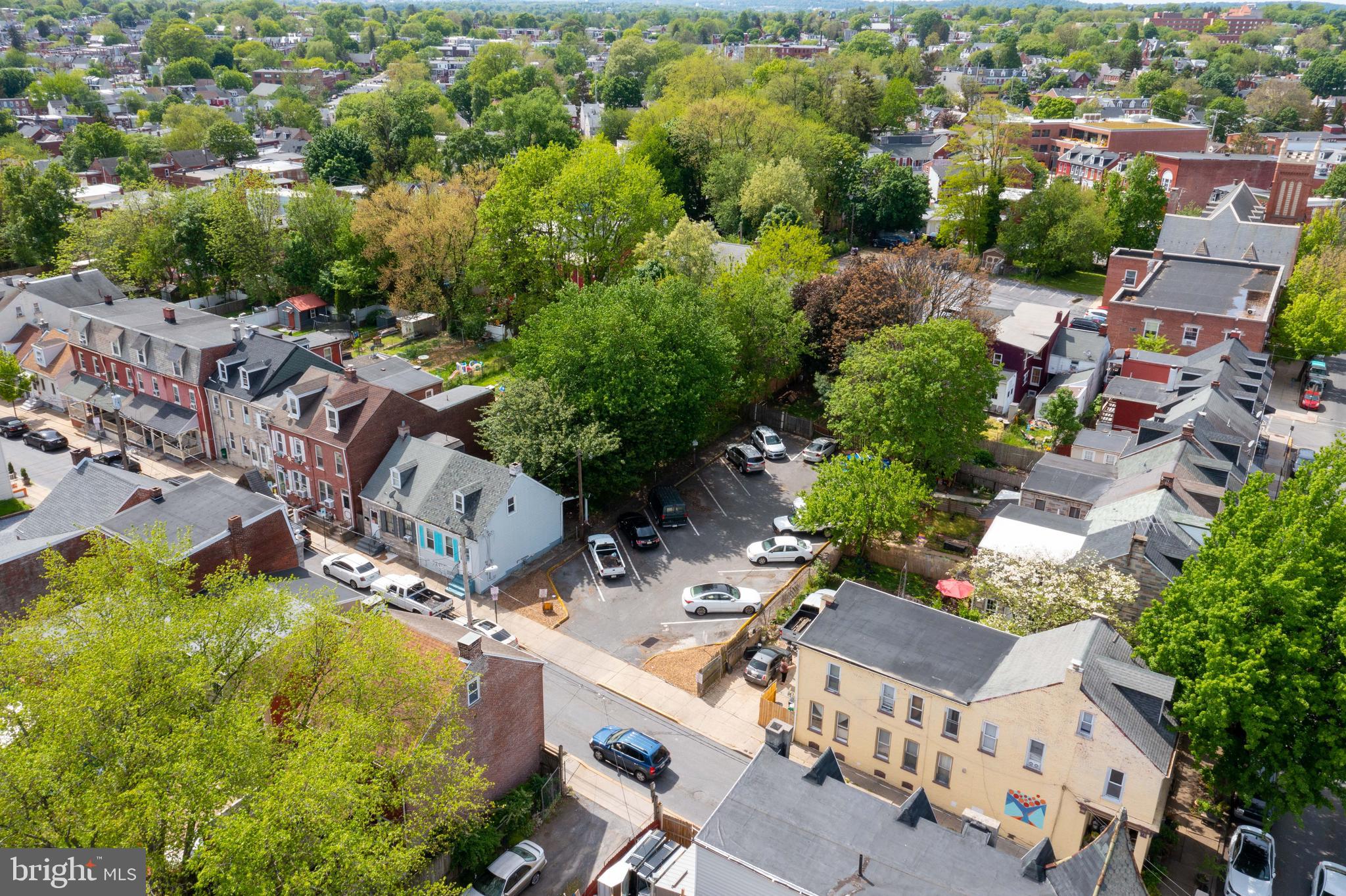 CABBAGE HILL - Commercial Sale