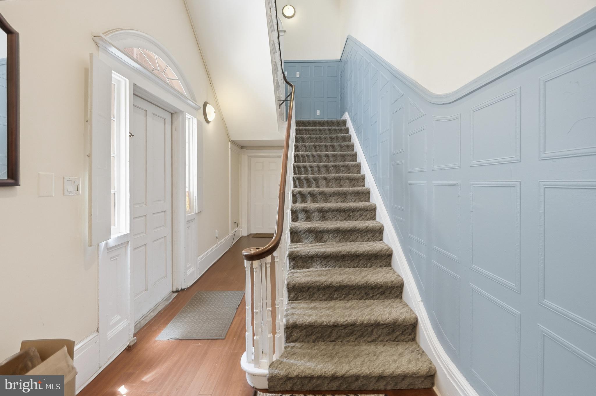 WASHINGTON SQ - Residential