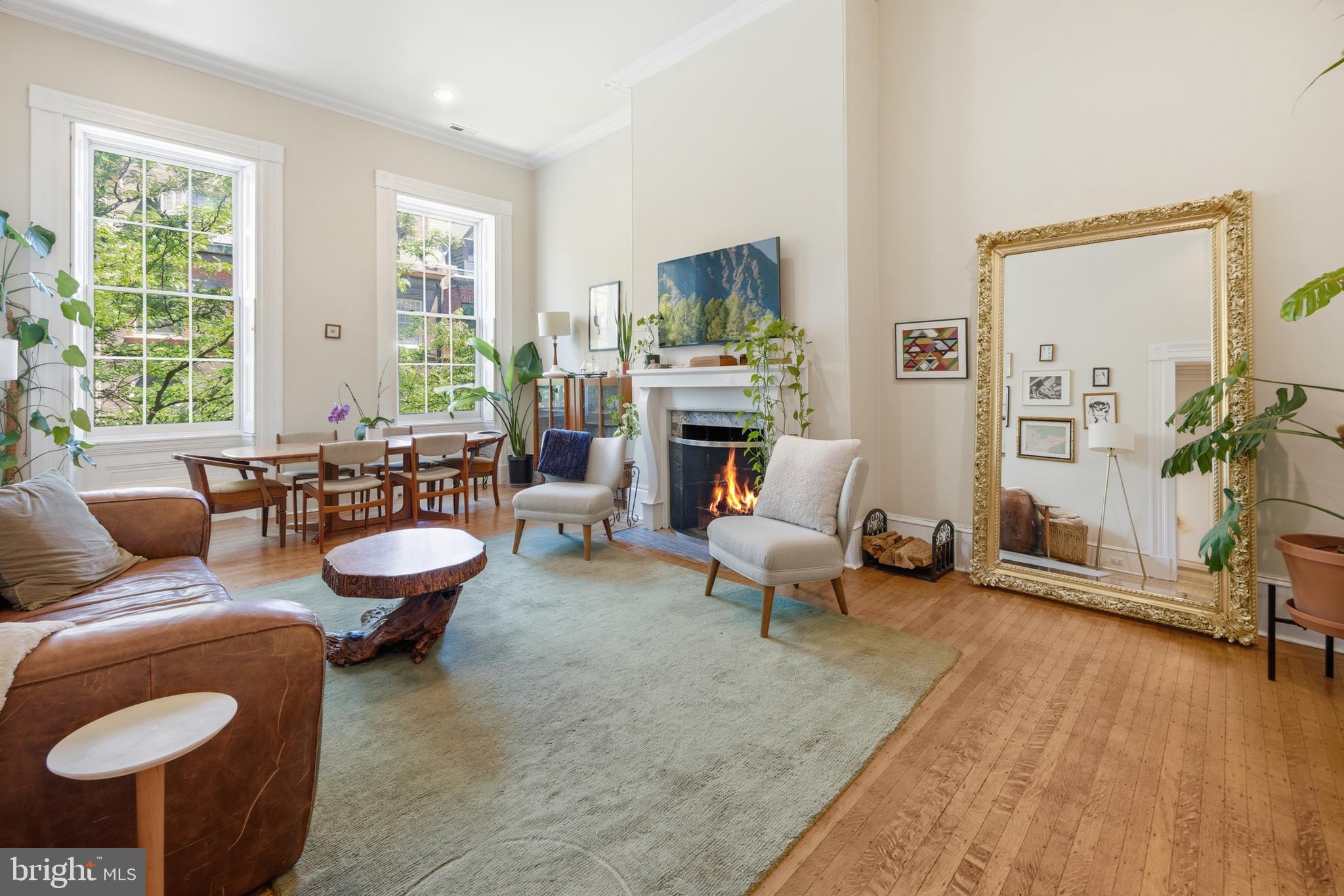 WASHINGTON SQ - Residential