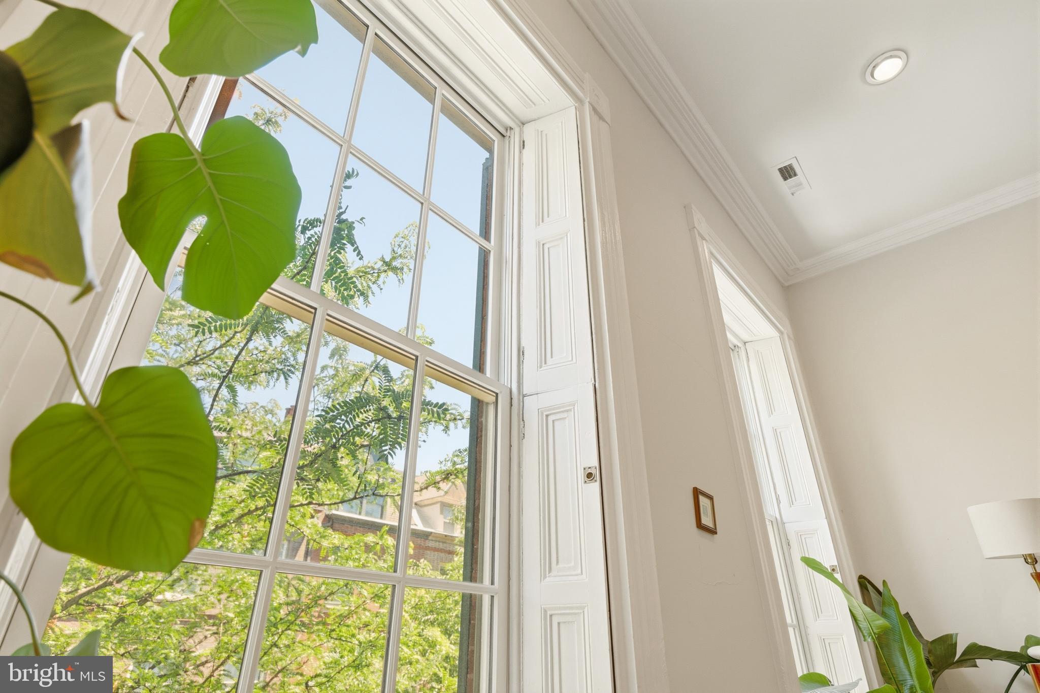 WASHINGTON SQ - Residential