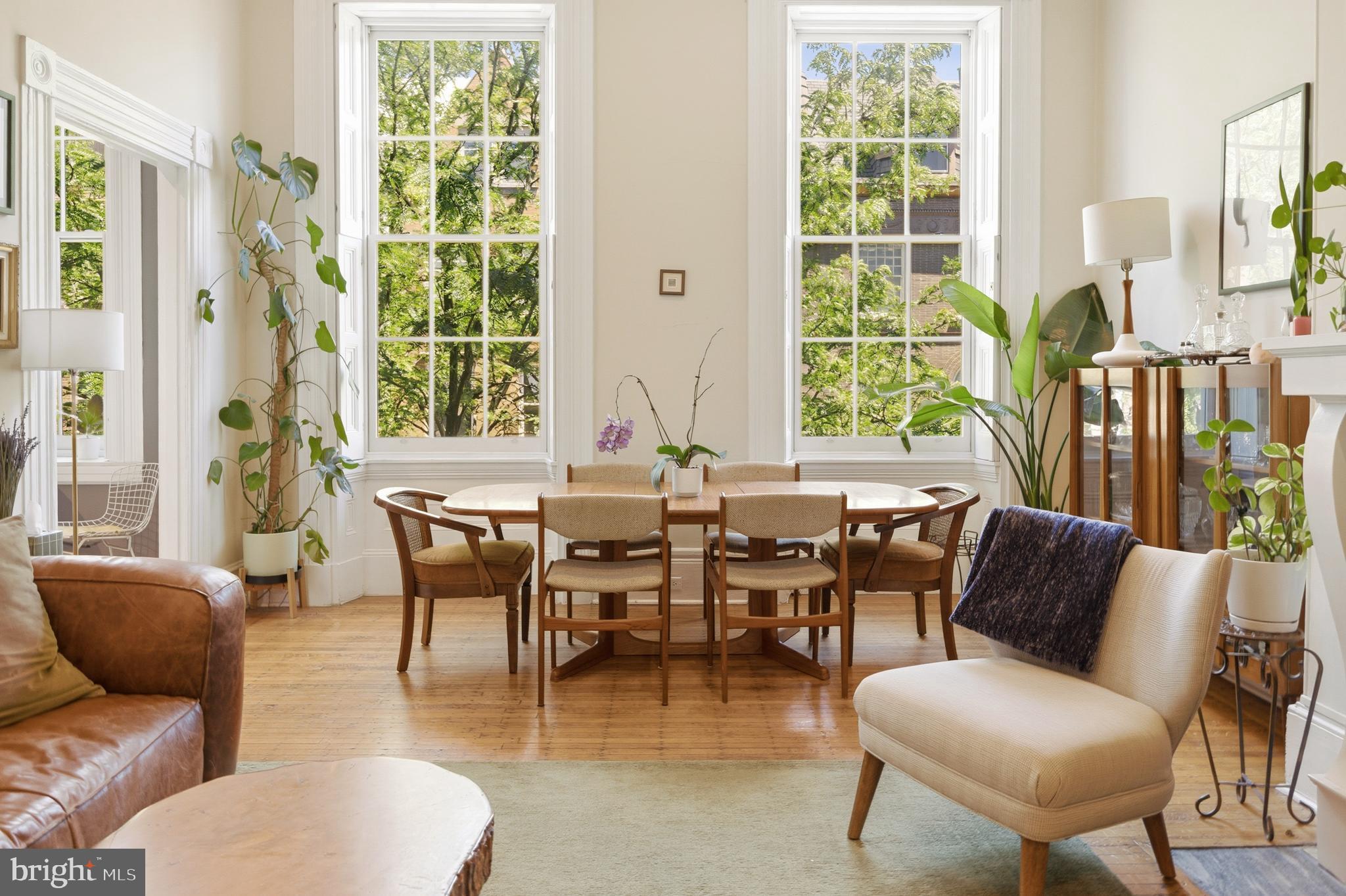 WASHINGTON SQ - Residential